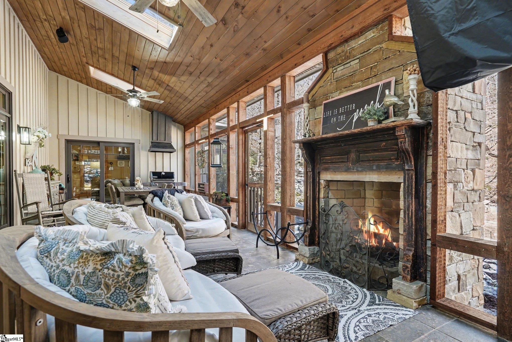 2554 Deep Gap Farm Road Property Photo 33