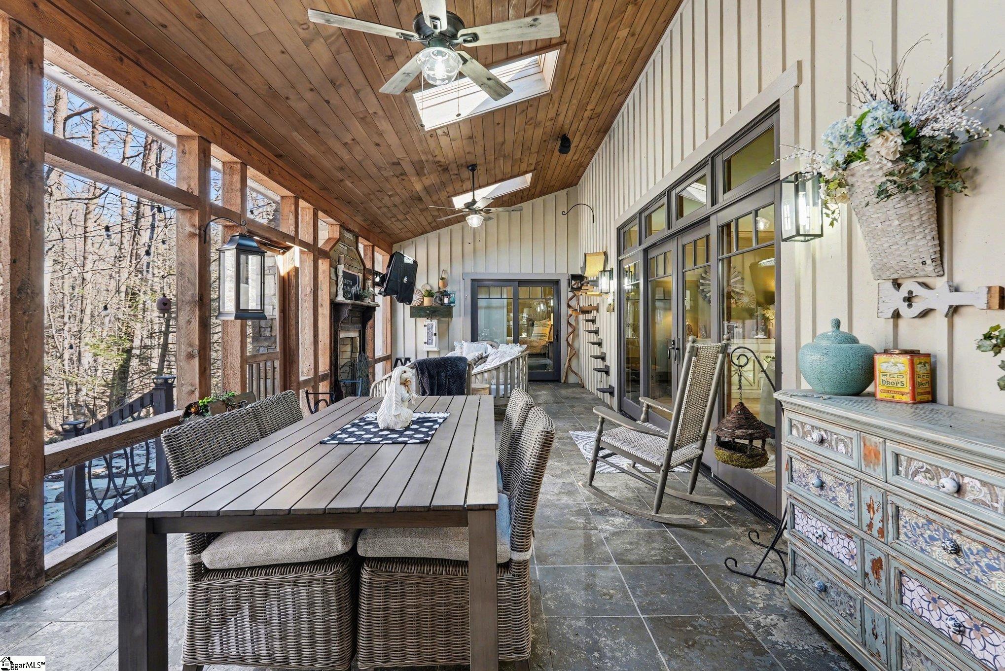 2554 Deep Gap Farm Road Property Photo 35