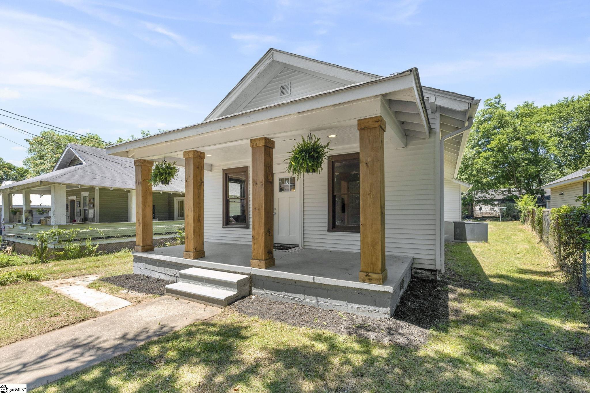 8 Bragg Street Property Photo 2