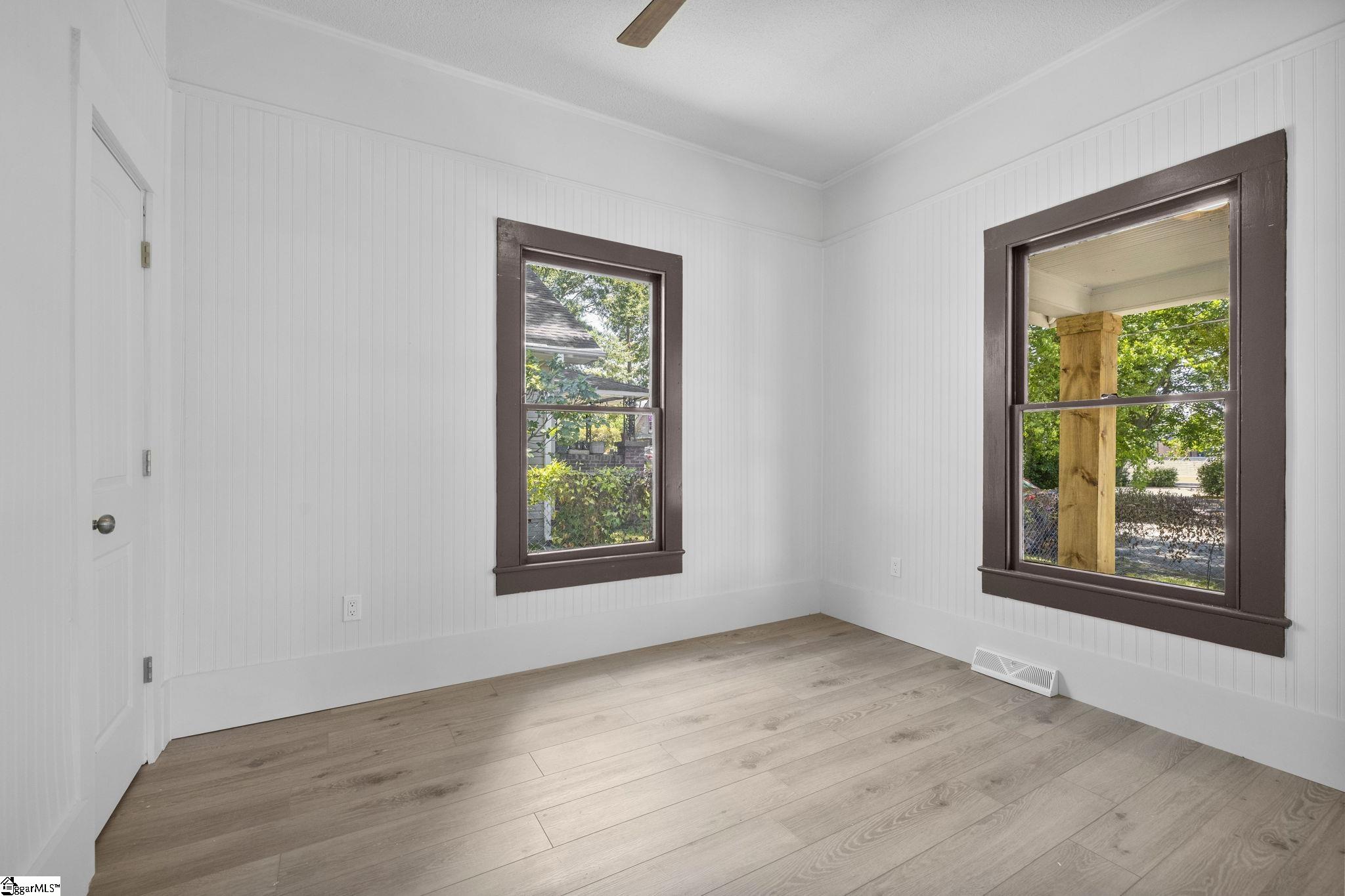 8 Bragg Street Property Photo 18