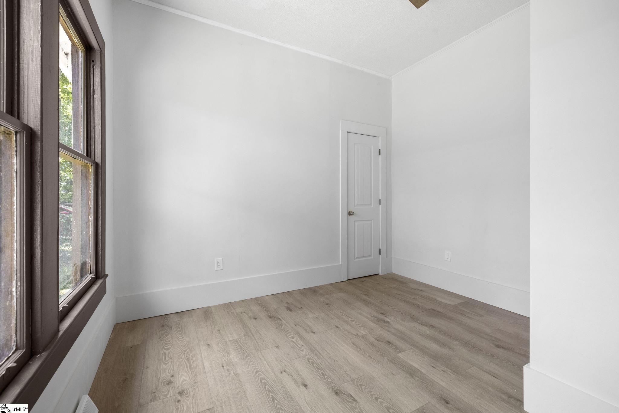 8 Bragg Street Property Photo 21