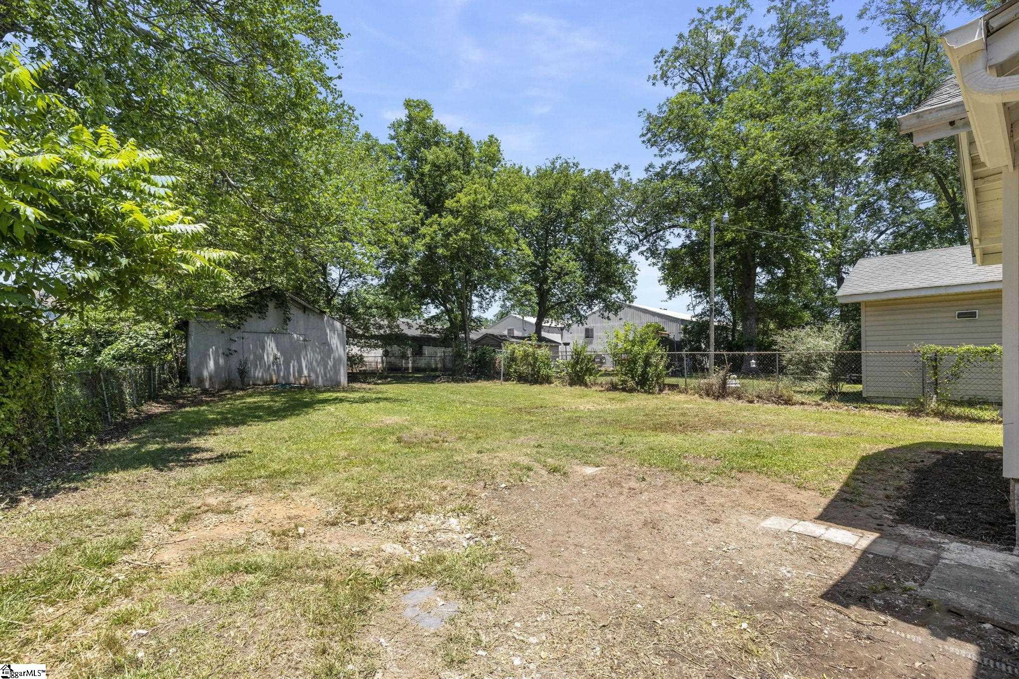 8 Bragg Street Property Photo 28