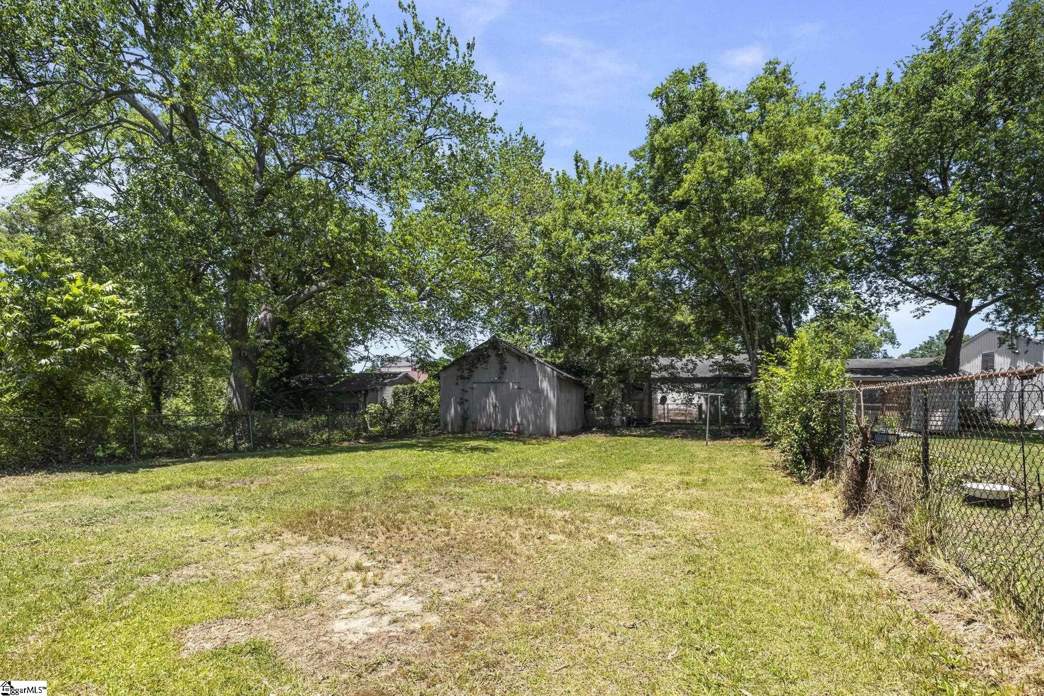 8 Bragg Street Property Photo 29