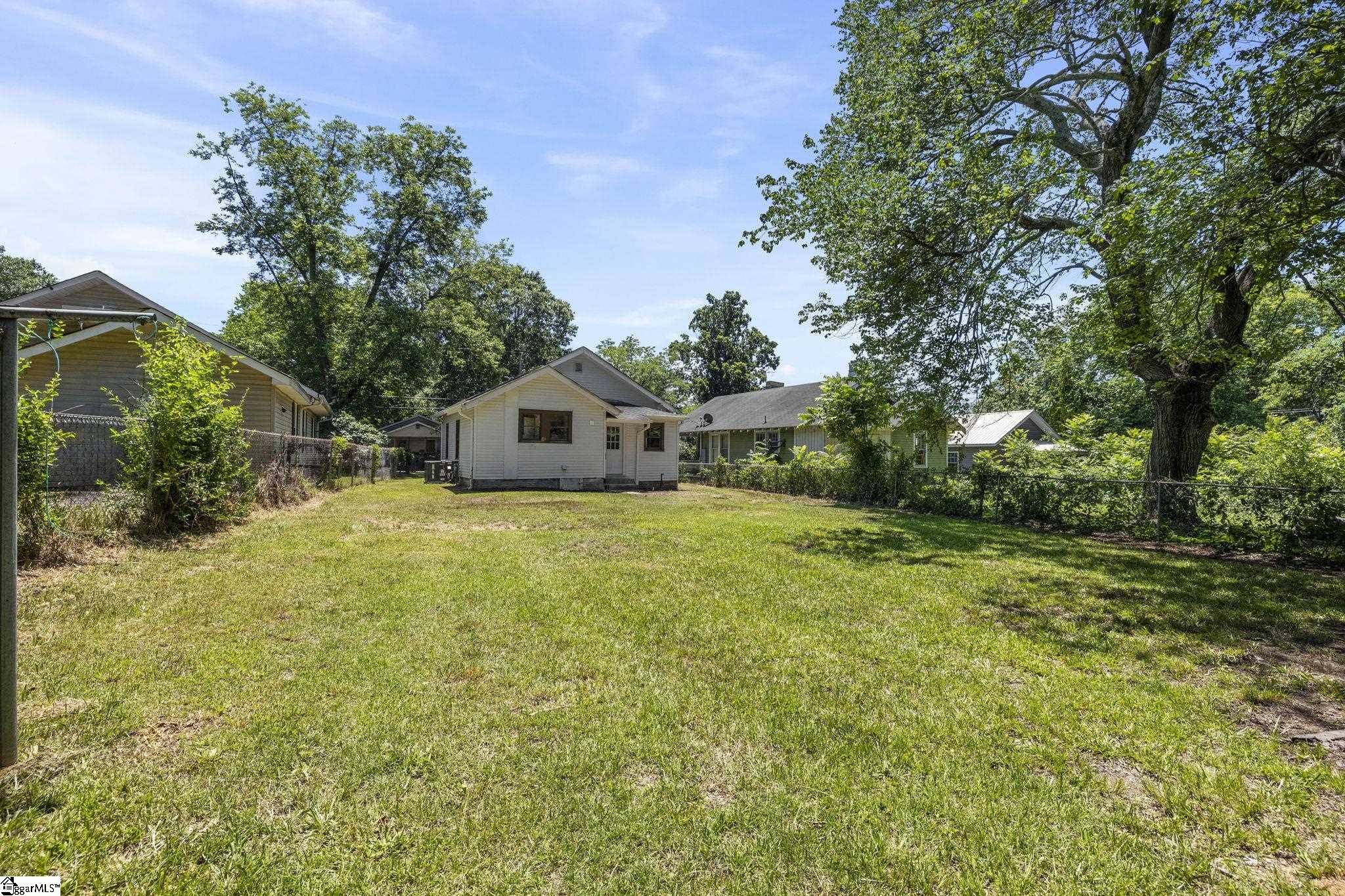 8 Bragg Street Property Photo 30