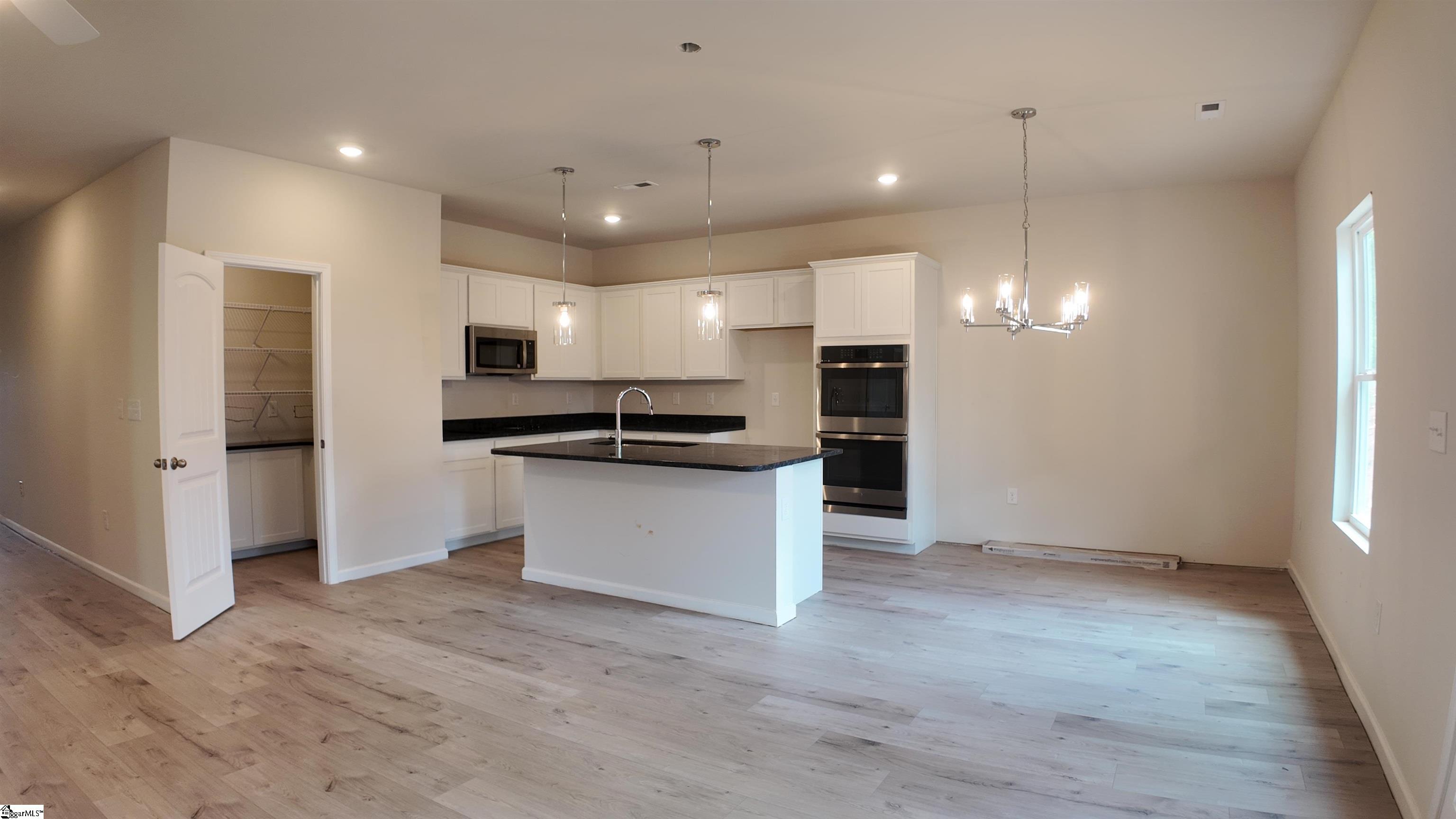 108 Juniper Valley Circle Property Photo 3