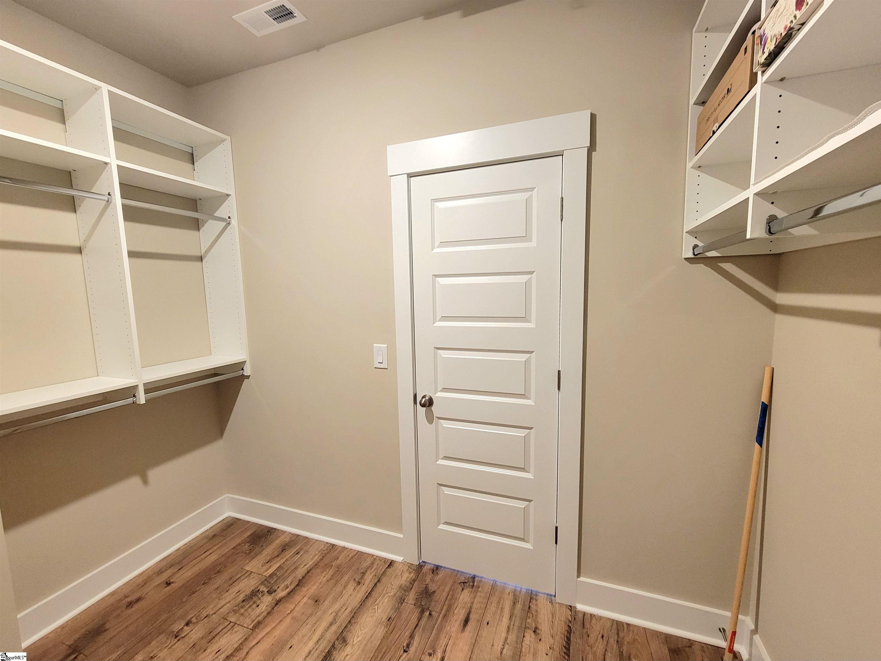112 Tiger Lily Drive Property Photo 16