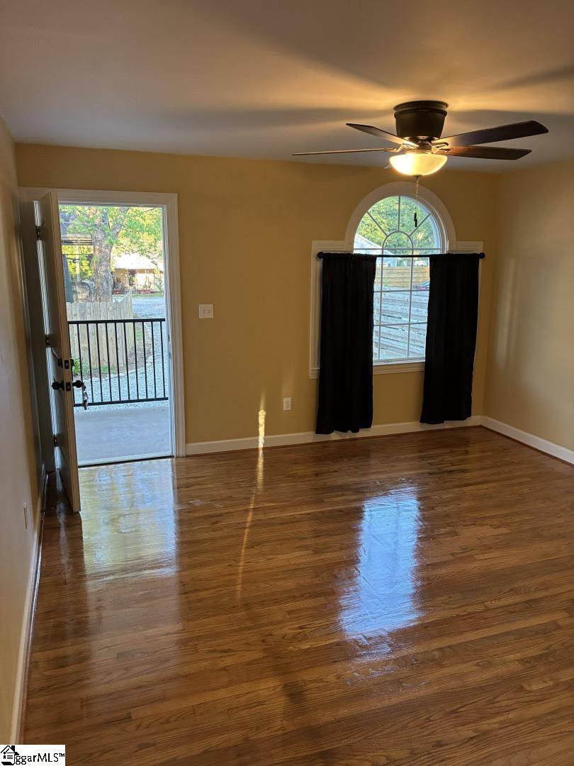 9 A Looper Street Property Photo 2