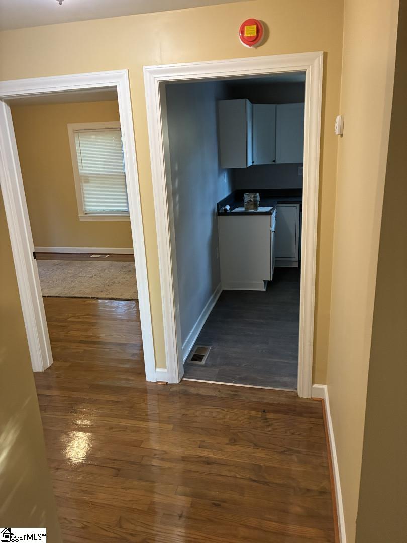 9 A Looper Street Property Photo 5