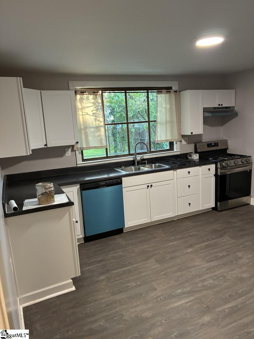 9 A Looper Street Property Photo 6