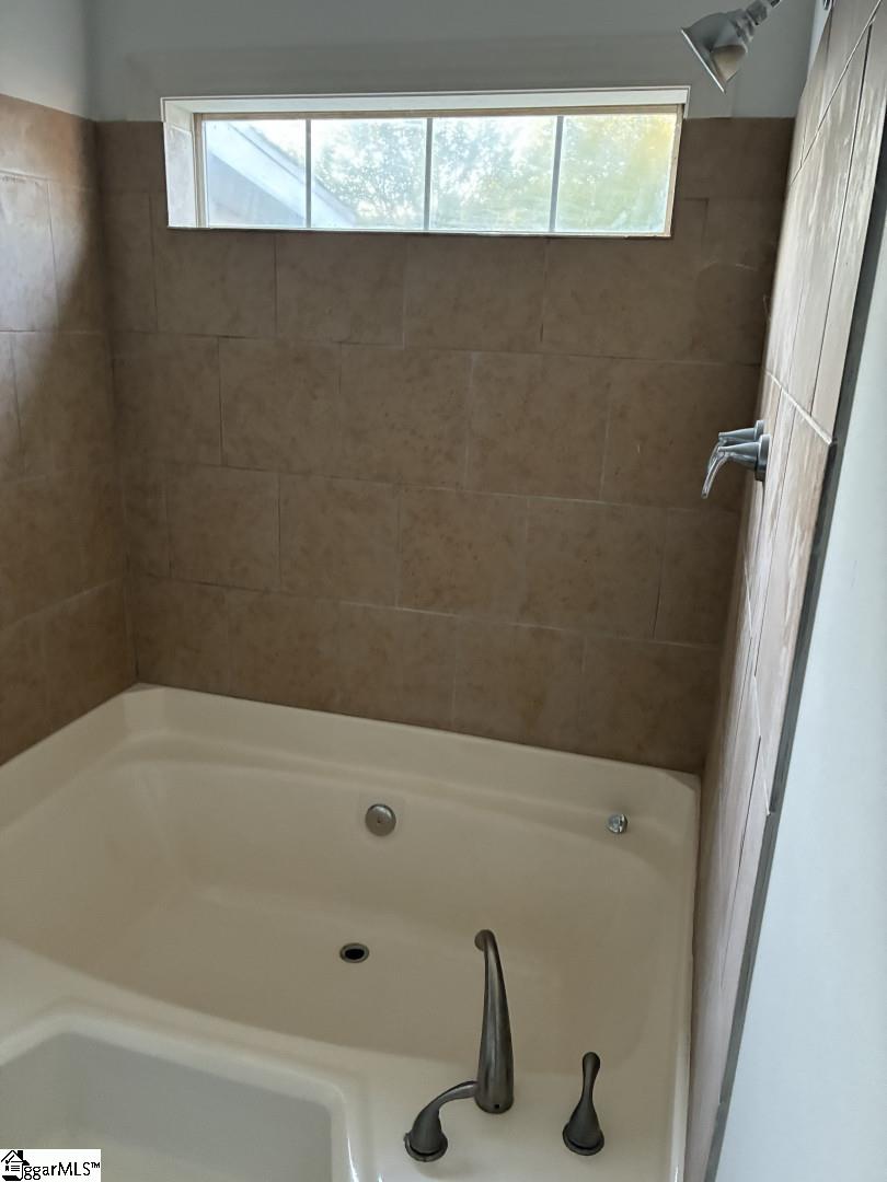 9 A Looper Street Property Photo 10