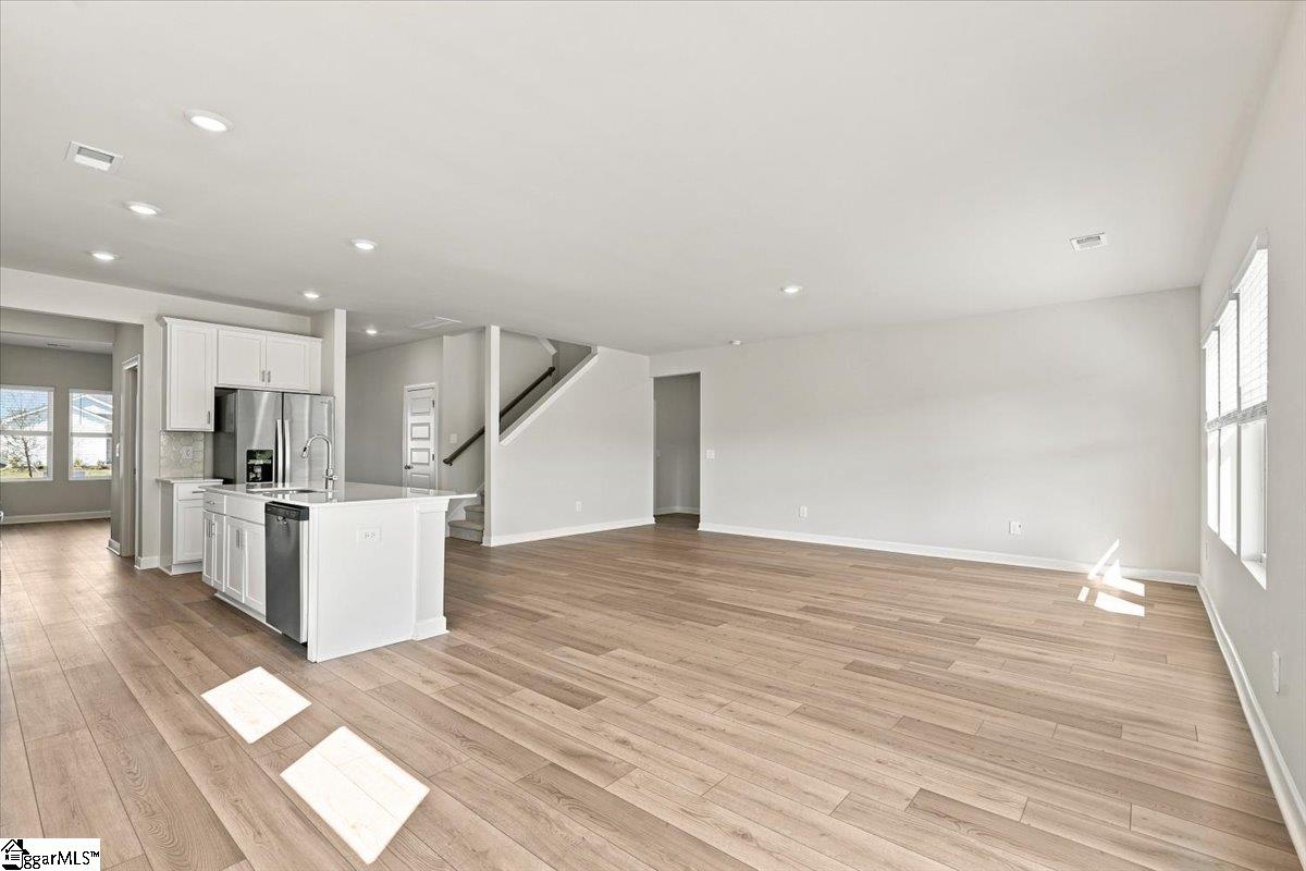 119 Gibbon Way Property Photo 5