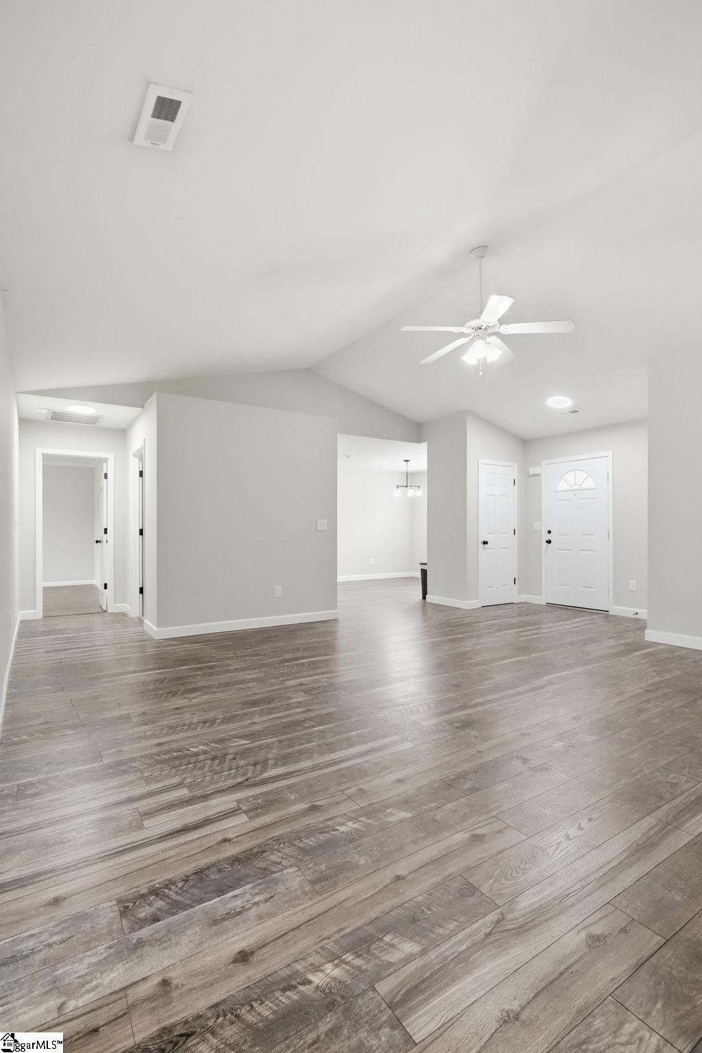 101 Walcott Drive Property Photo 6