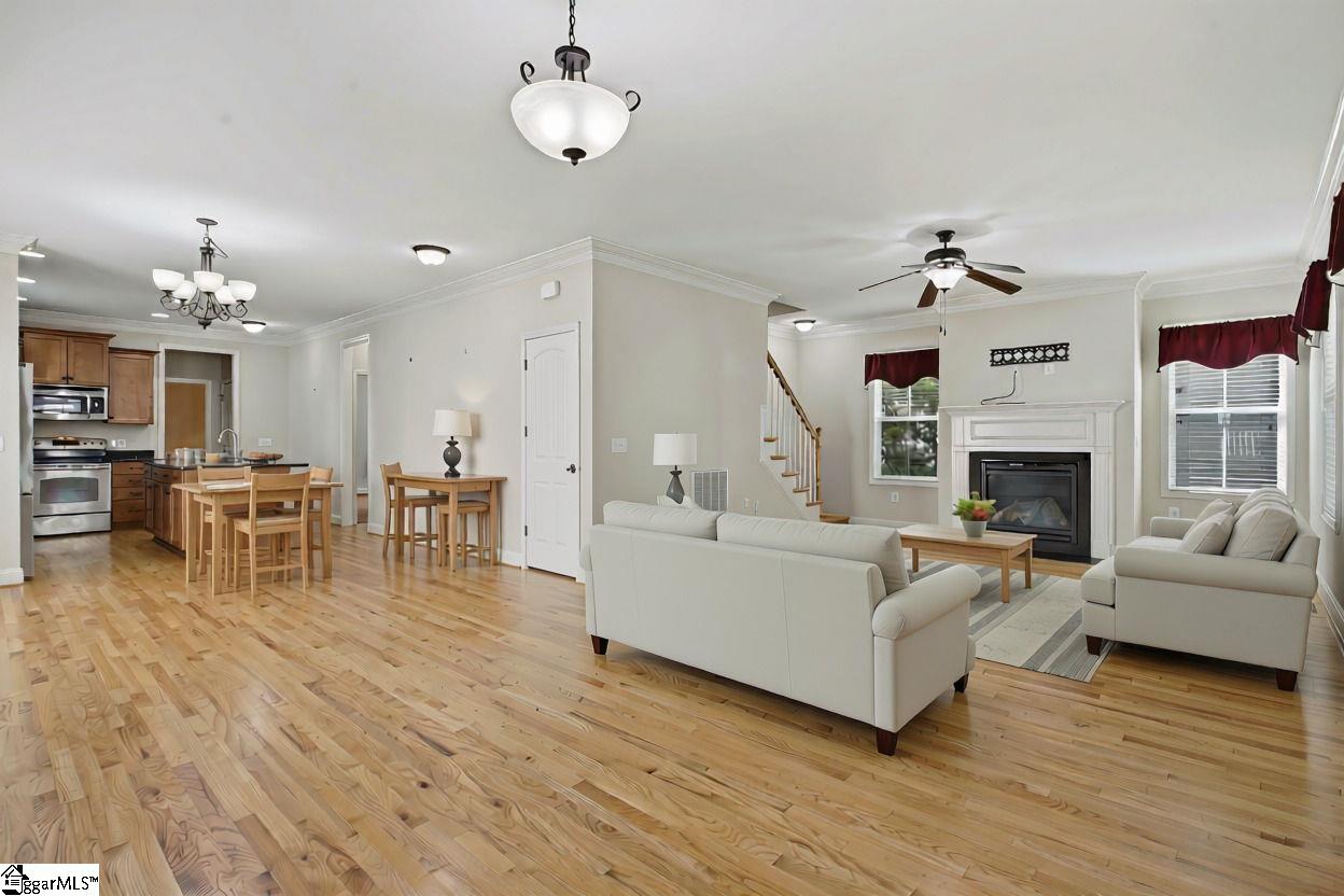 109 Kimborough Street Property Photo 6