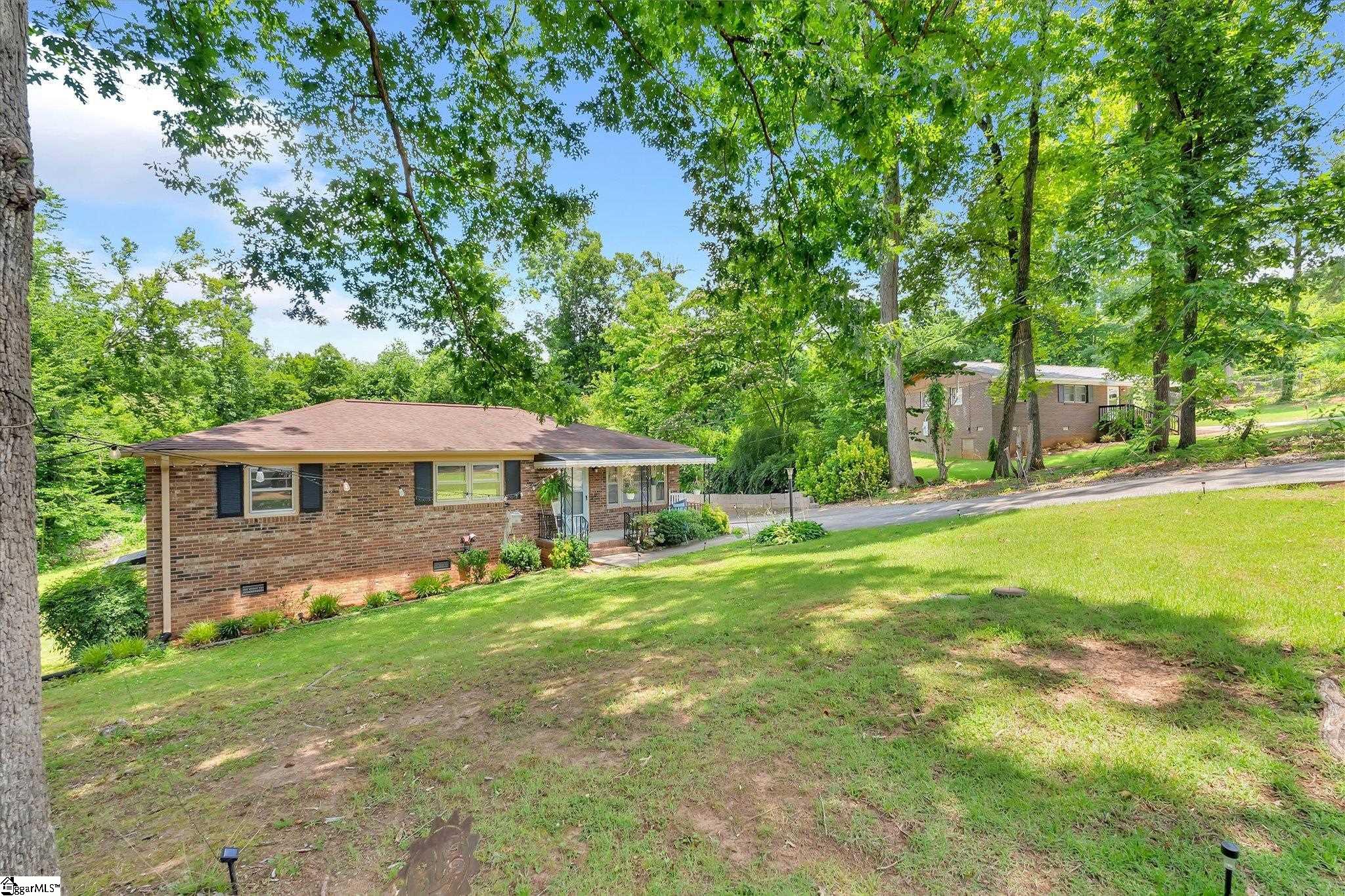 16 Theodore Circle Property Photo 24