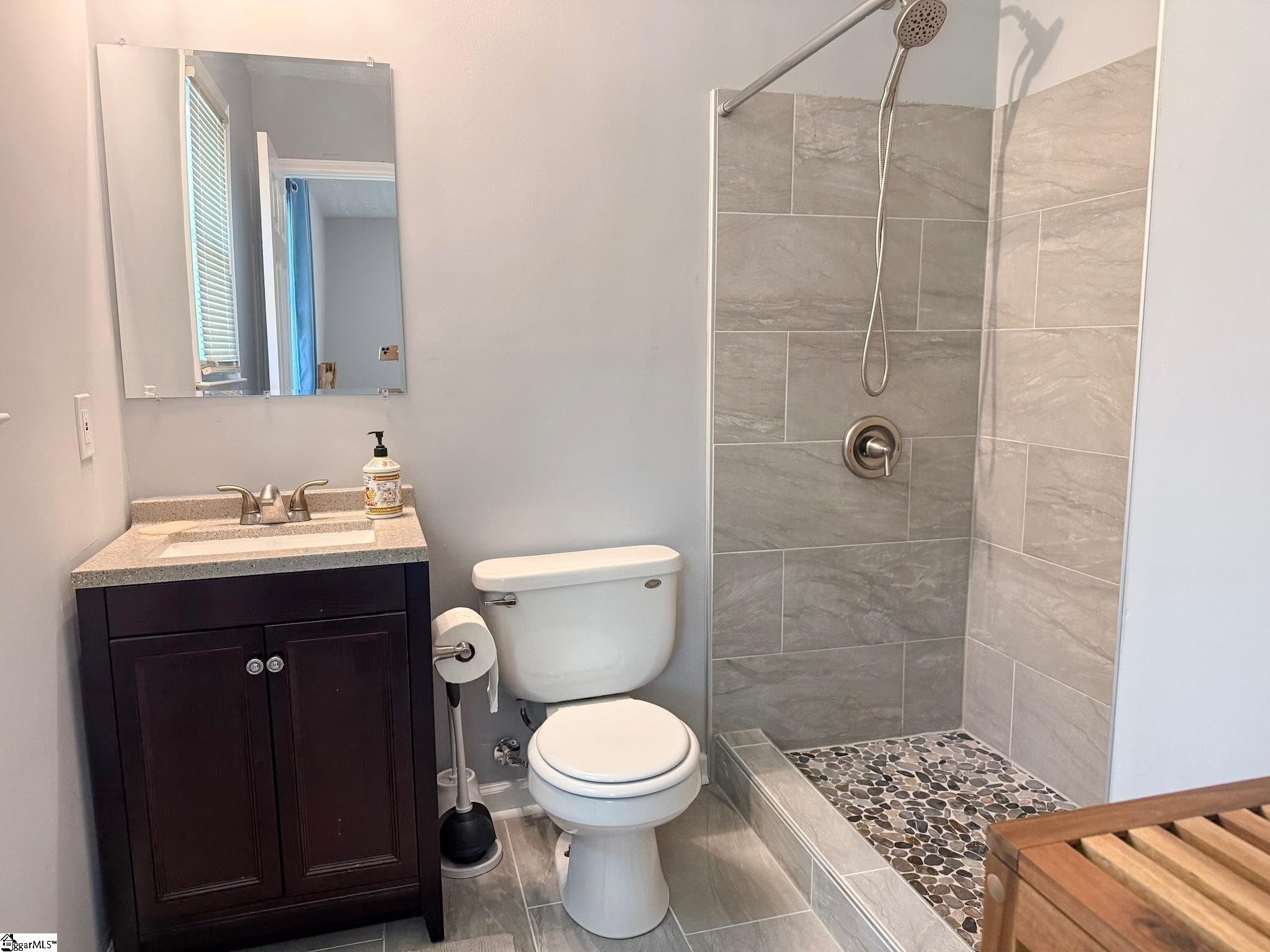 204 Idlewild Avenue Property Photo 13