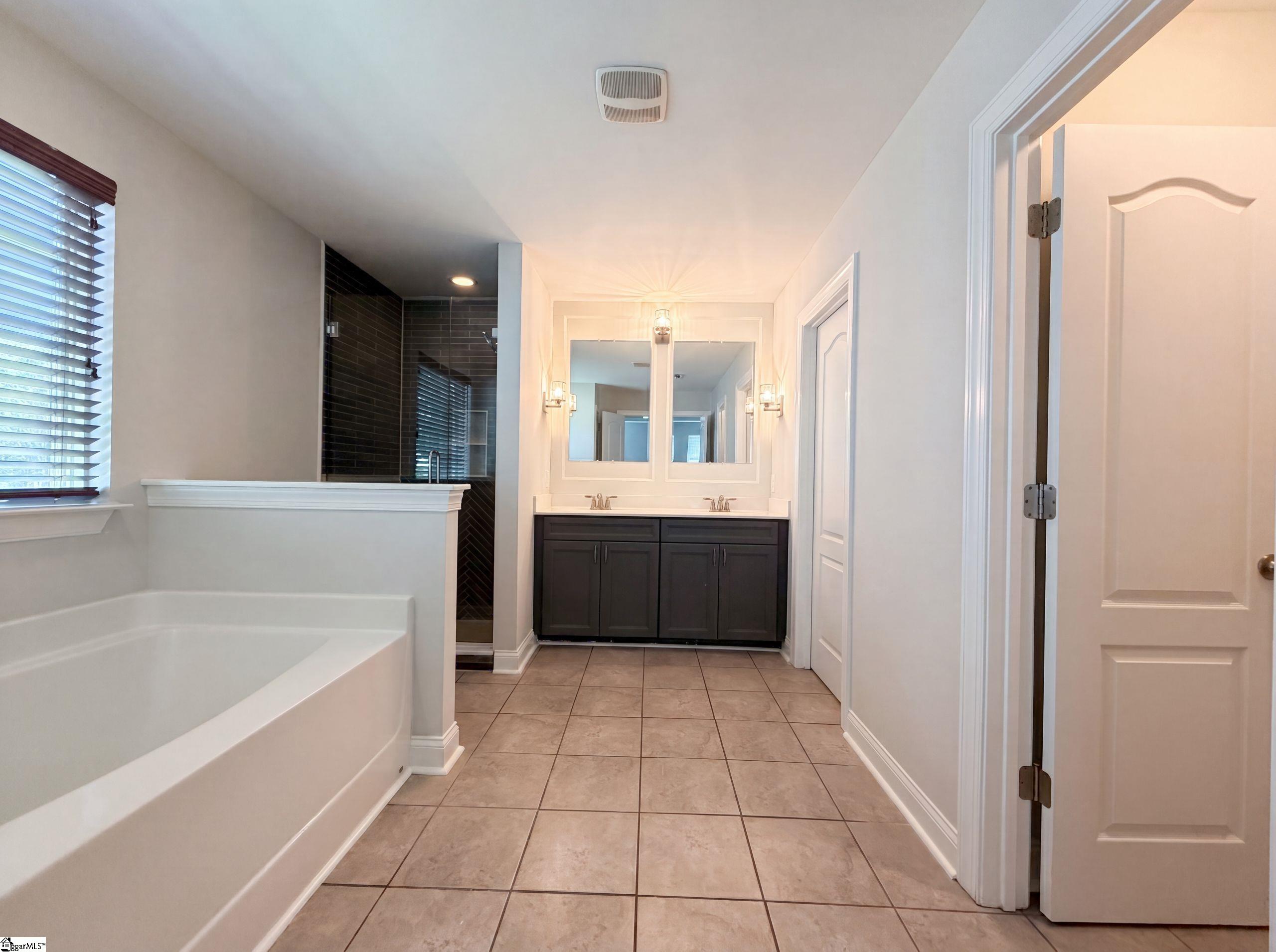 301 Cypresshill Court Property Photo 9