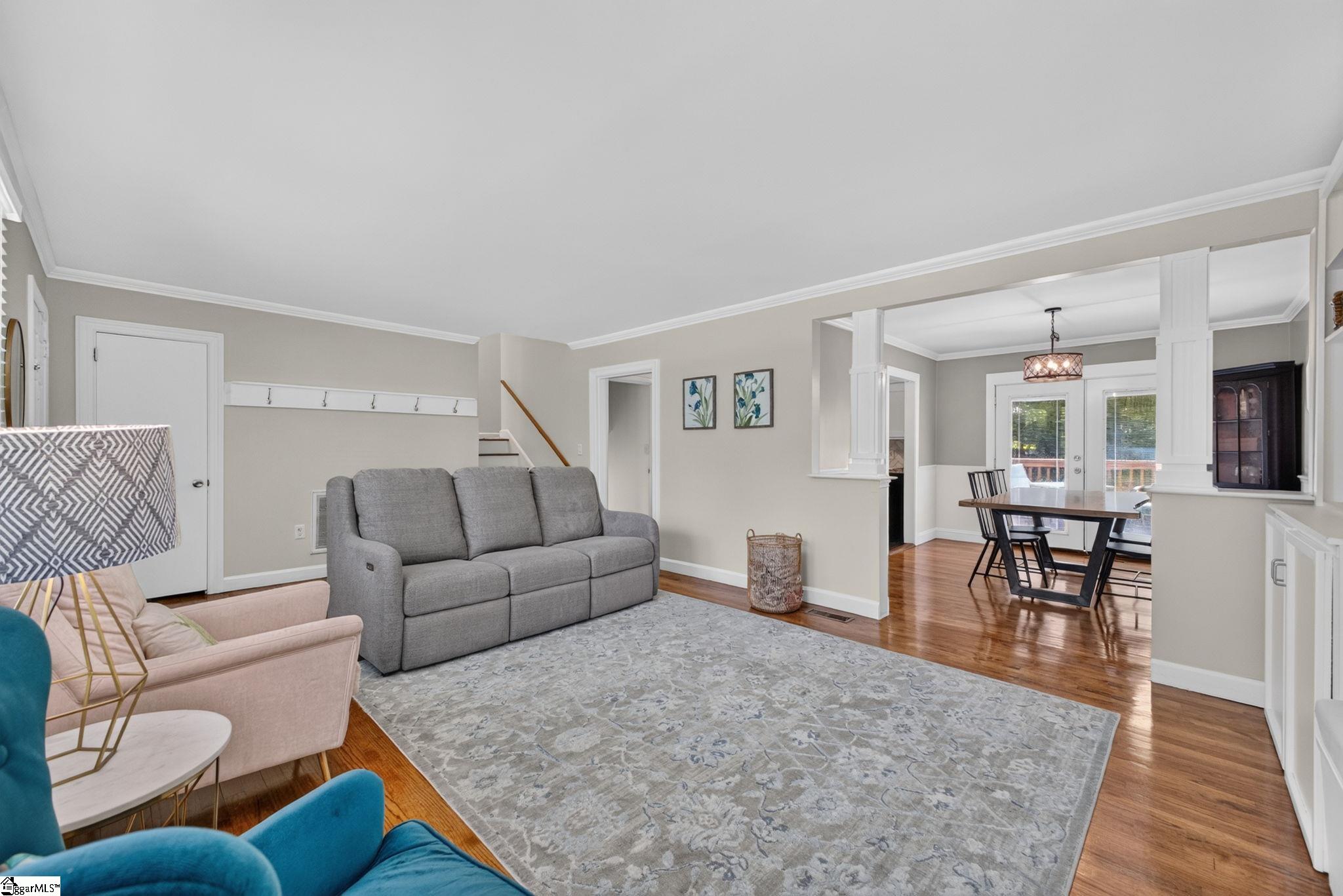 112 E Belvedere Road Property Photo 7