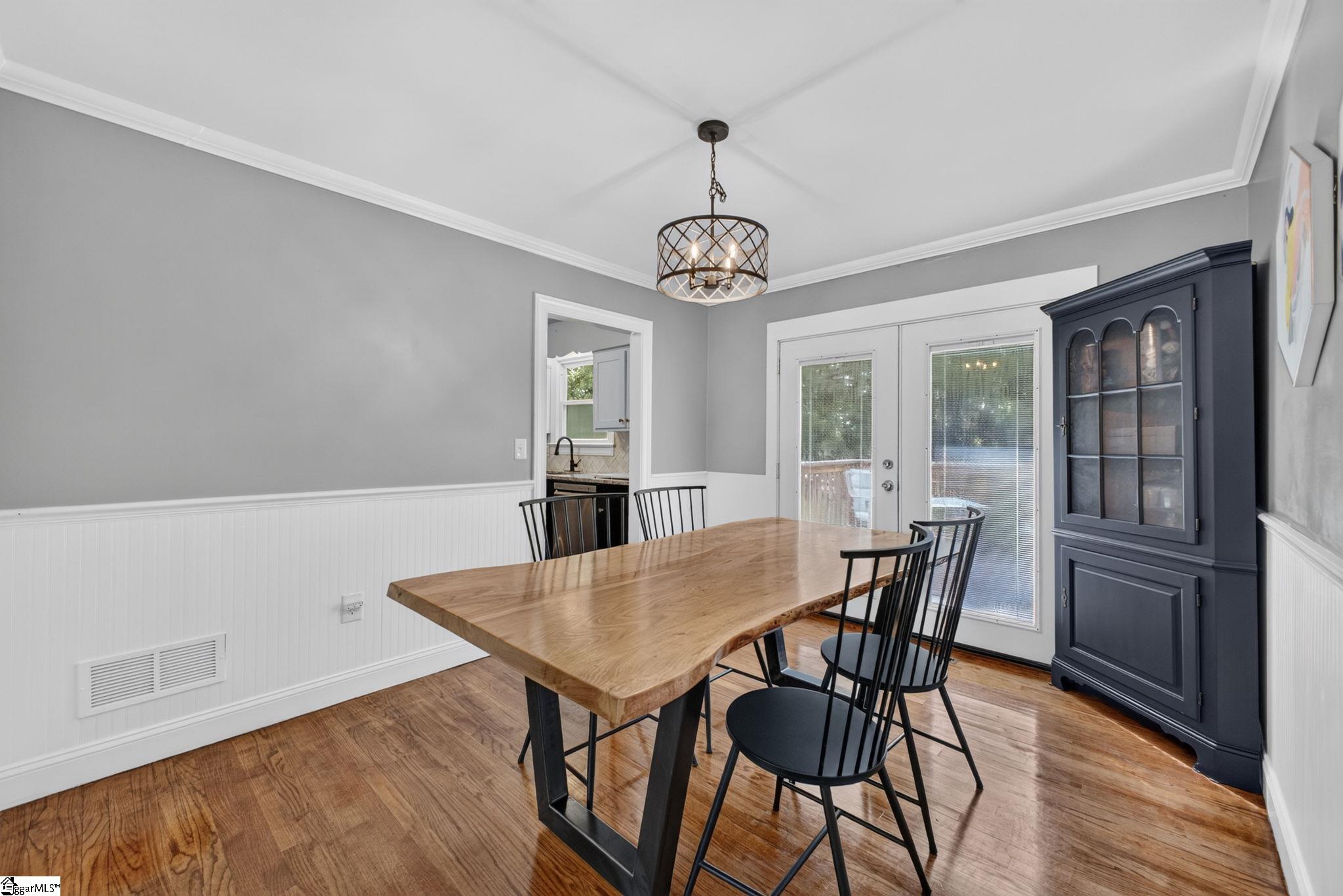 112 E Belvedere Road Property Photo 10