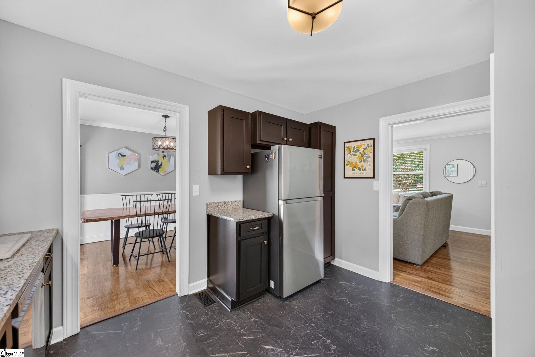 112 E Belvedere Road Property Photo 15