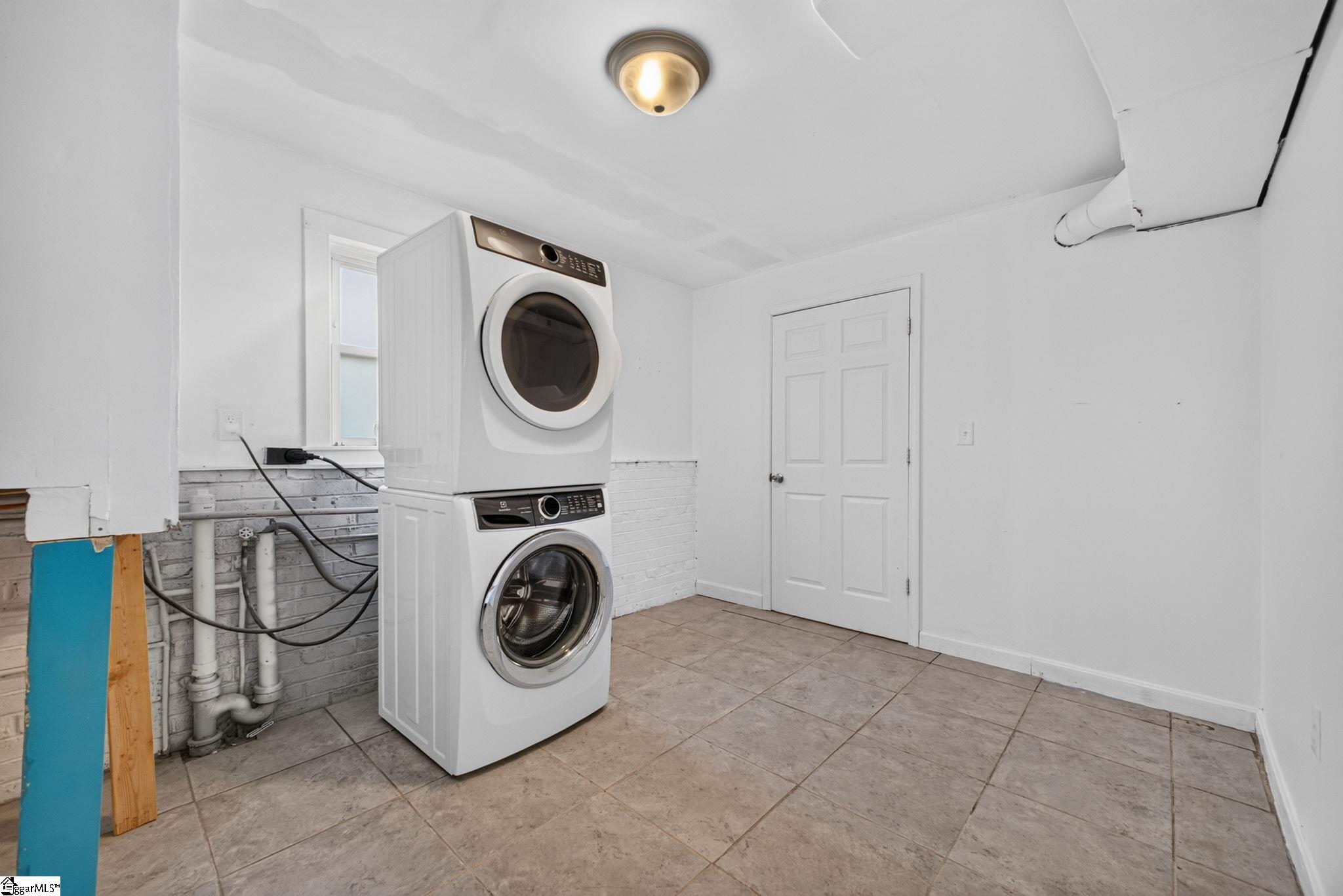 112 E Belvedere Road Property Photo 32