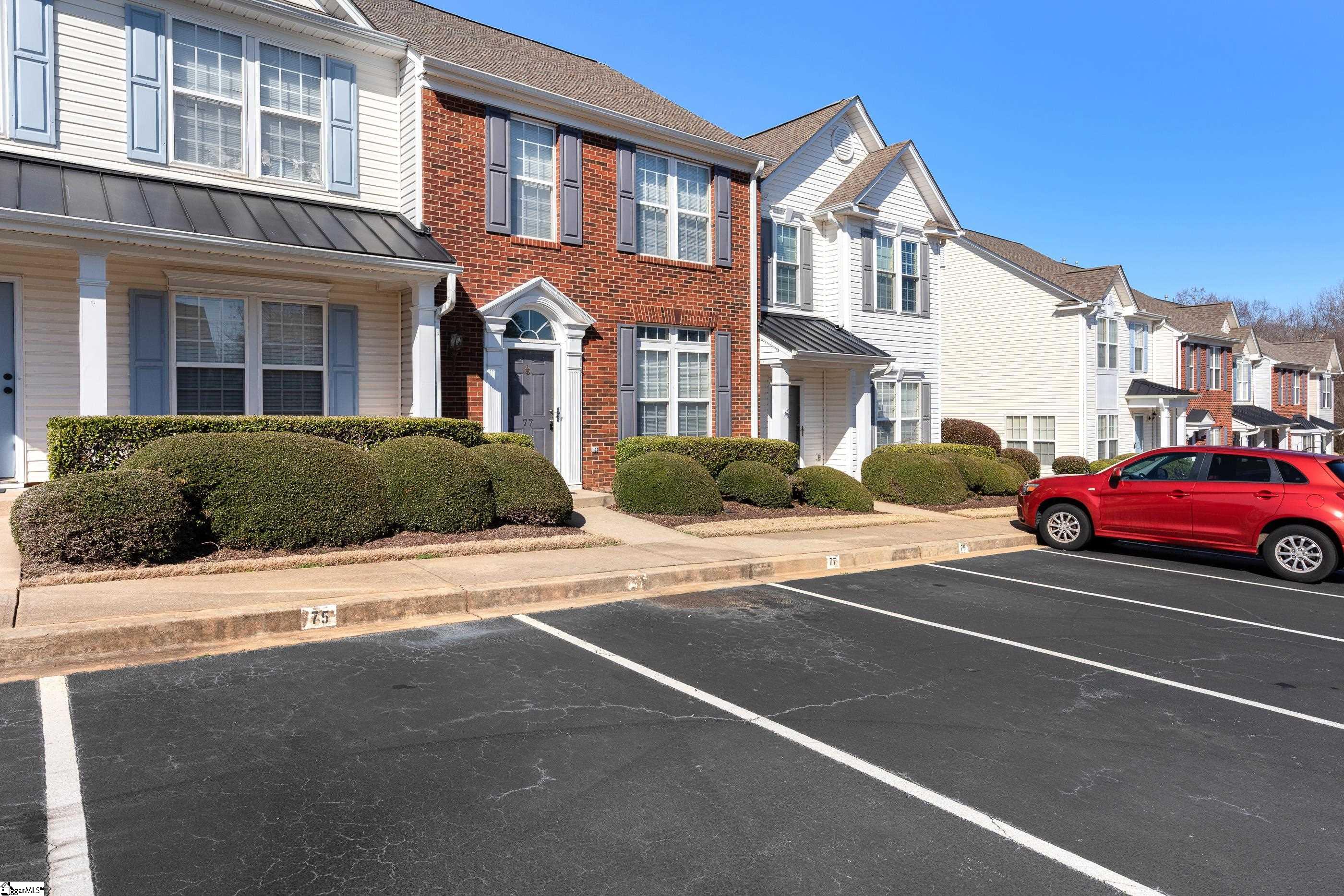 77 Spring Crossing Circle