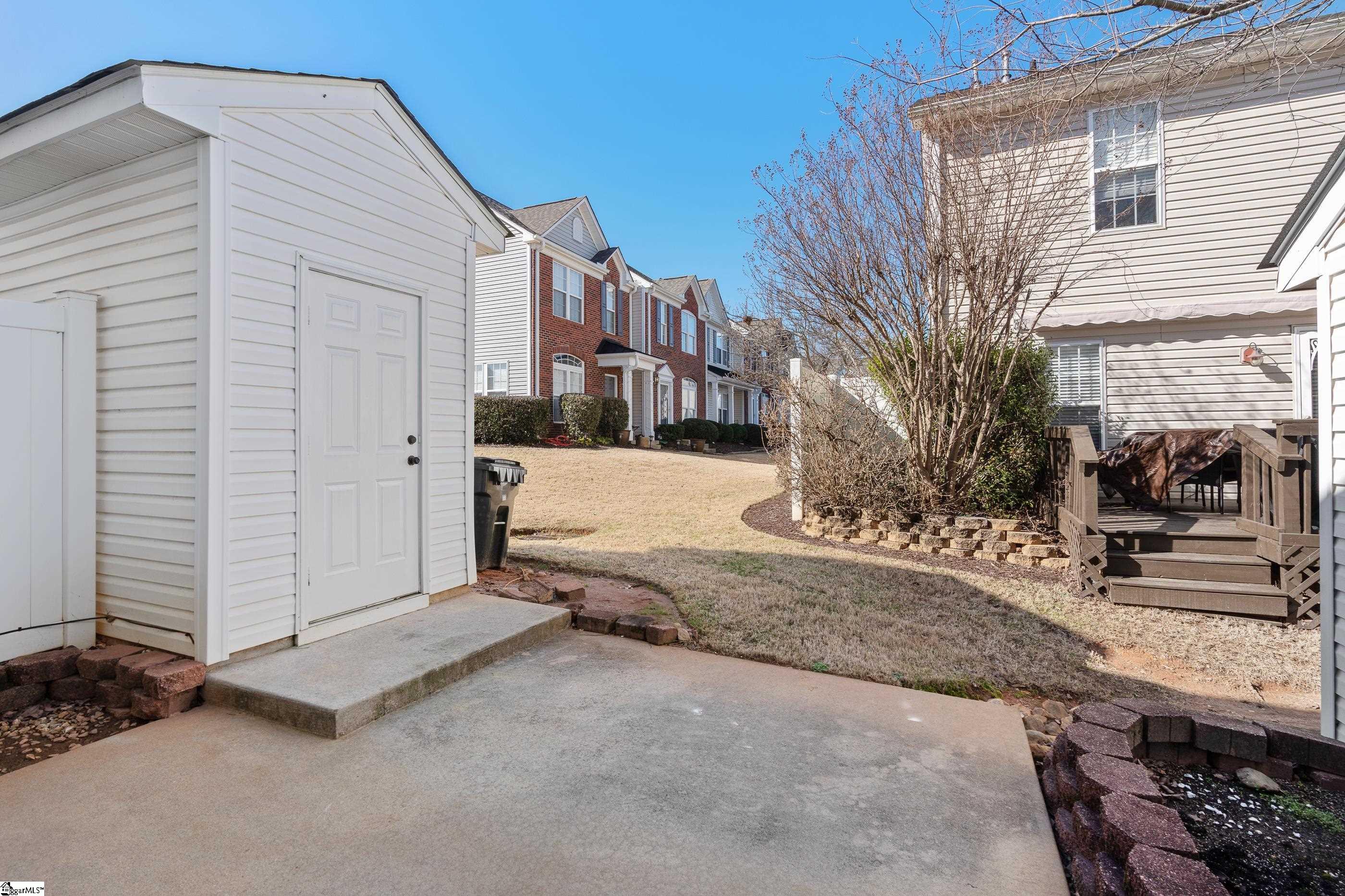 77 Spring Crossing Circle Property Photo 19