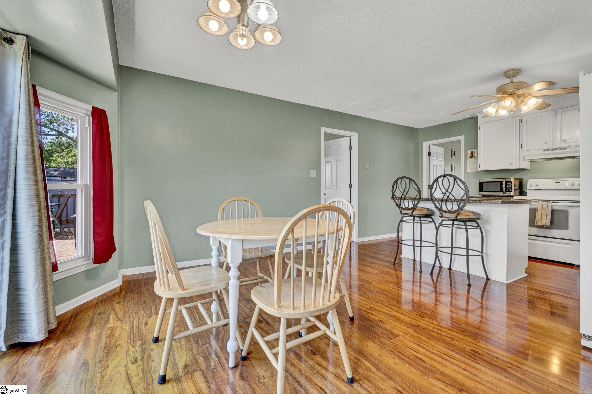 104 Locksley Drive Property Photo 13