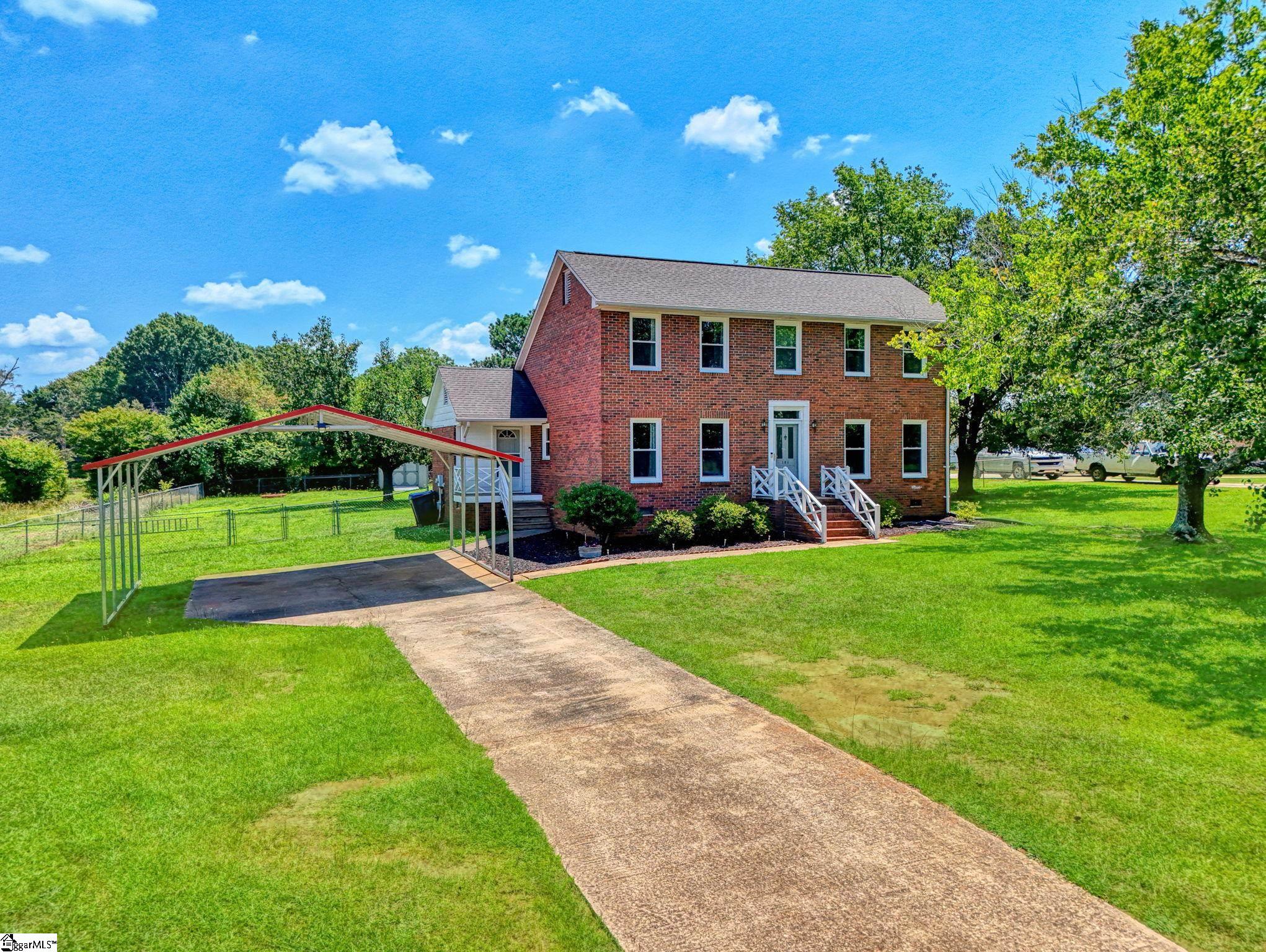 104 Locksley Drive Property Photo 28