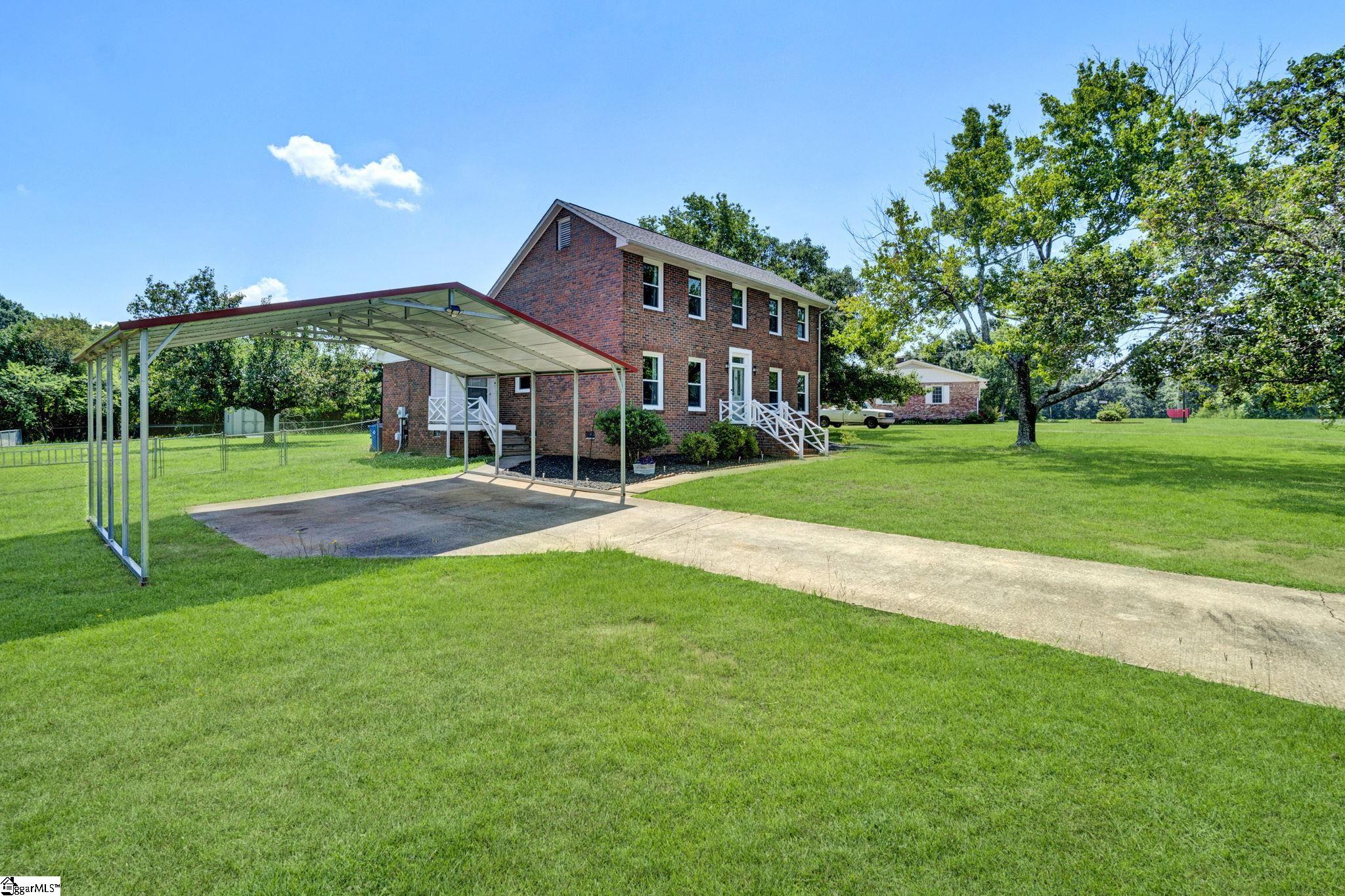 104 Locksley Drive Property Photo 40