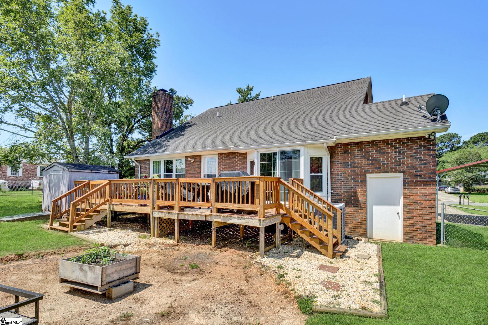 104 Locksley Drive Property Photo 42