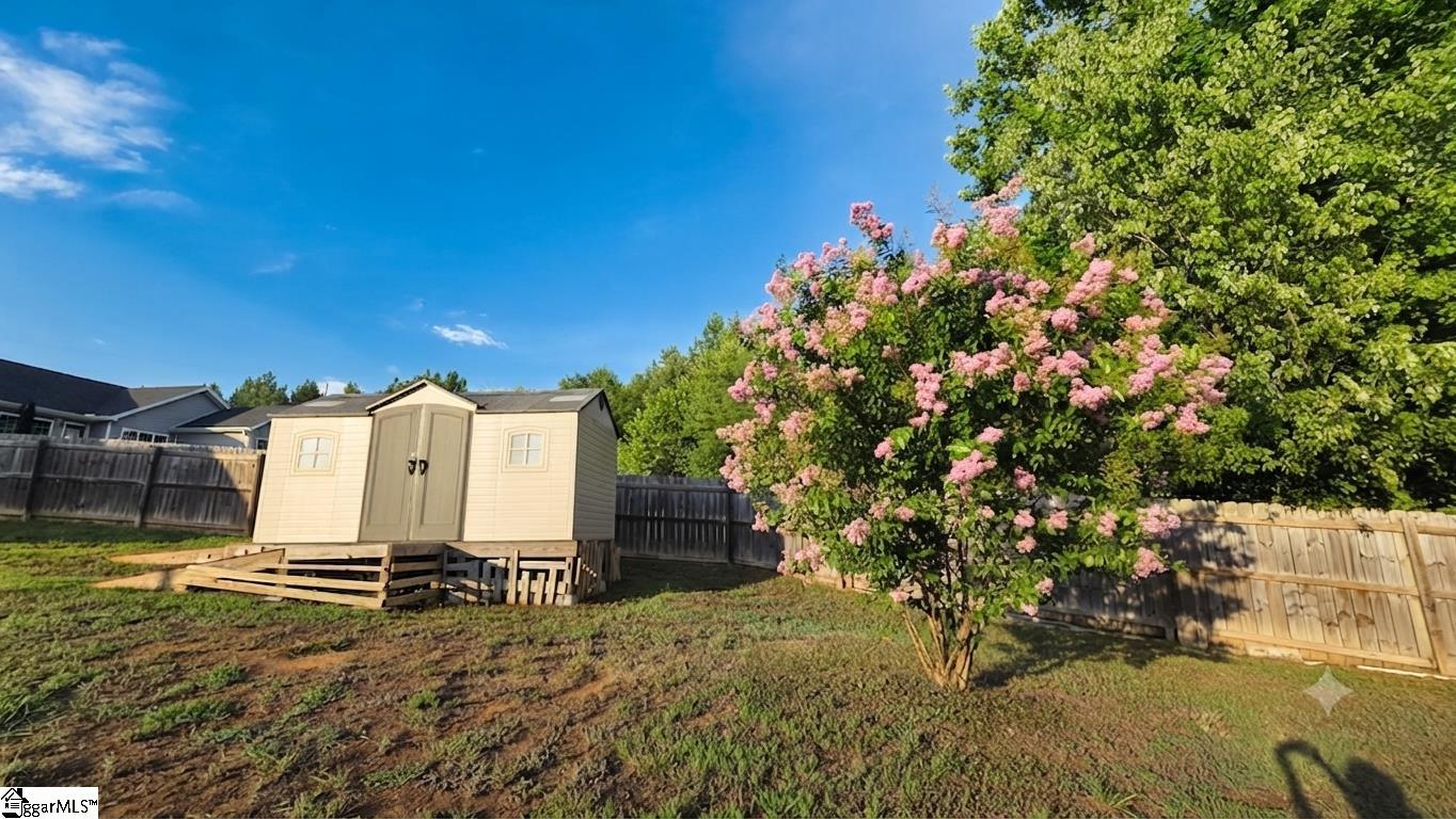 52 Montgomery Road Property Photo 35