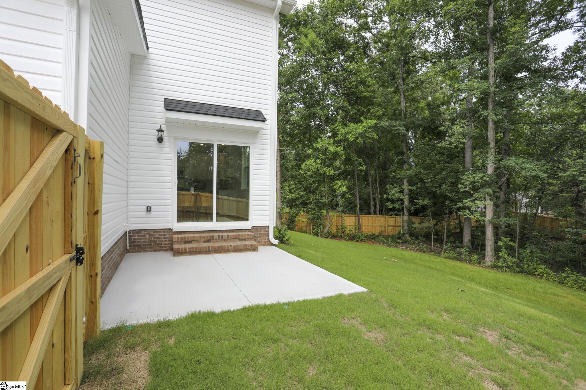99 Sangamo Drive Property Photo 8