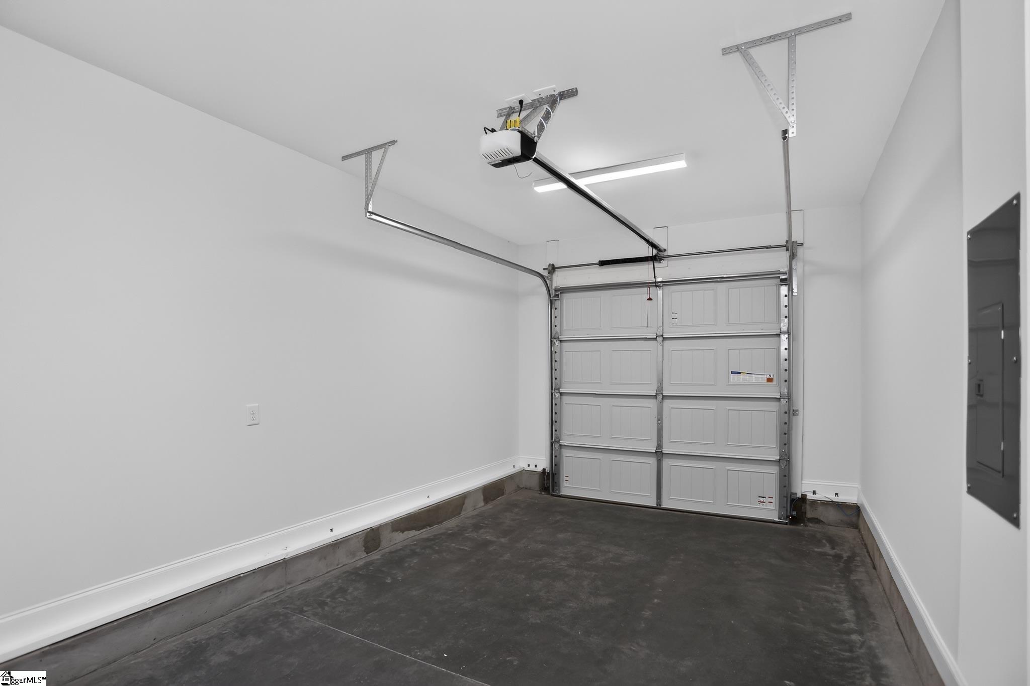99 Sangamo Drive Property Photo 11