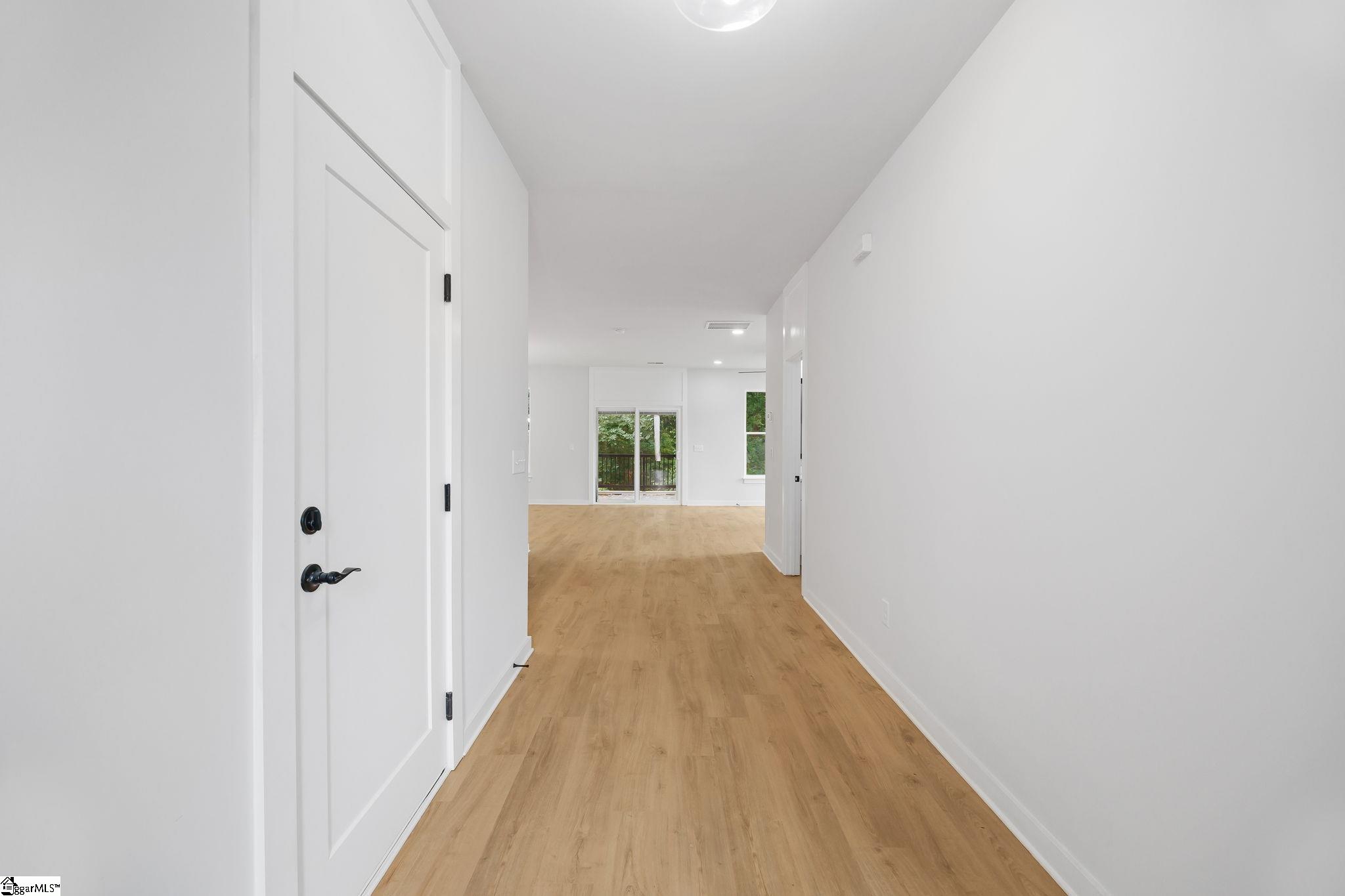 128 Lyman Avenue Property Photo 4