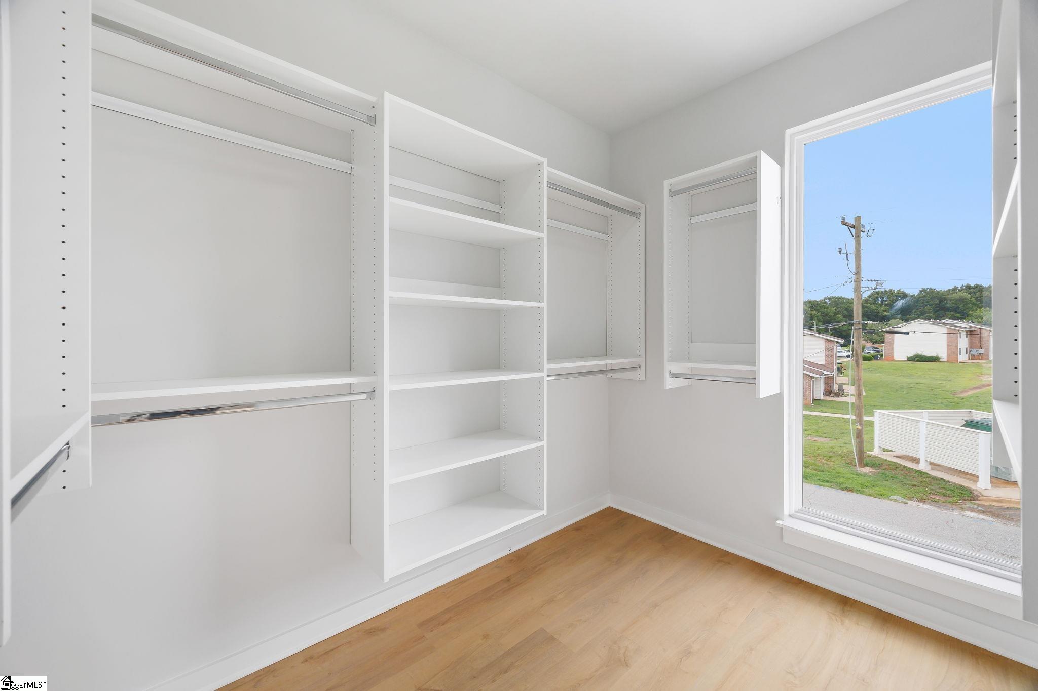 128 Lyman Avenue Property Photo 29