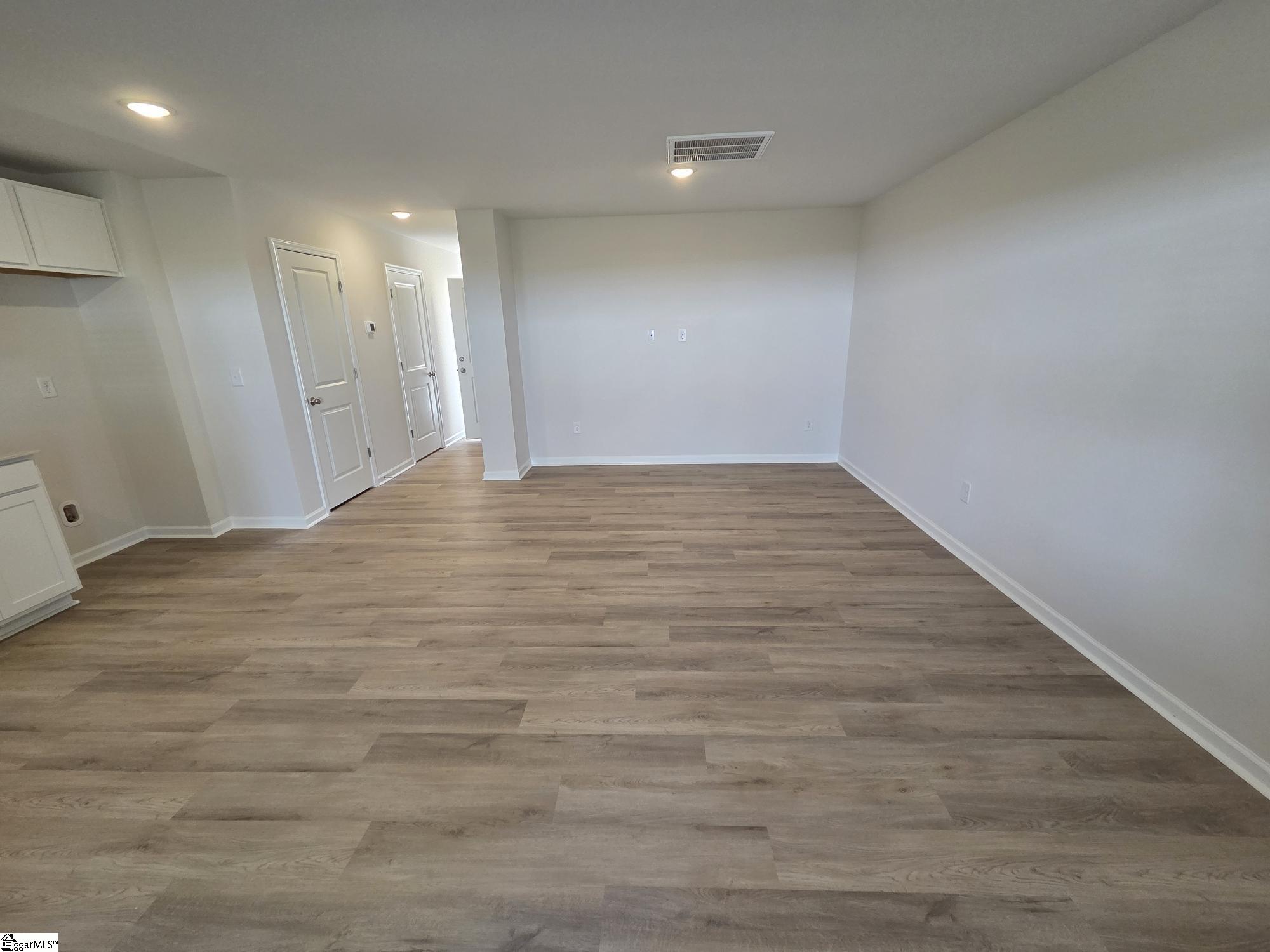 2055 Hillman Way Property Photo 21