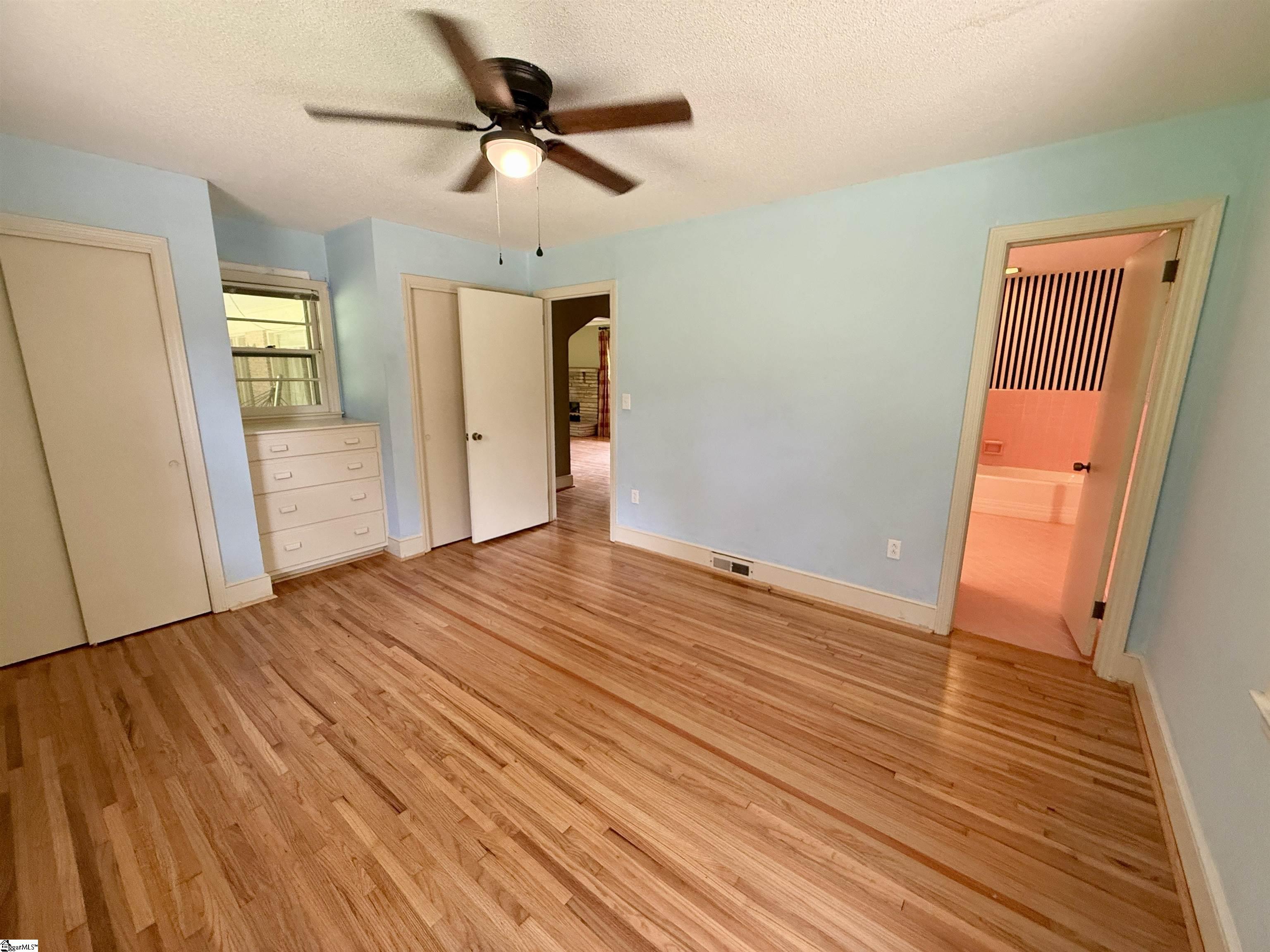 105 Ansel Drive Property Photo 13