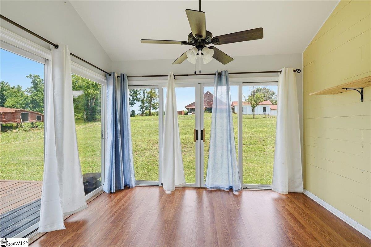 110 Amanda Drive Property Photo 15