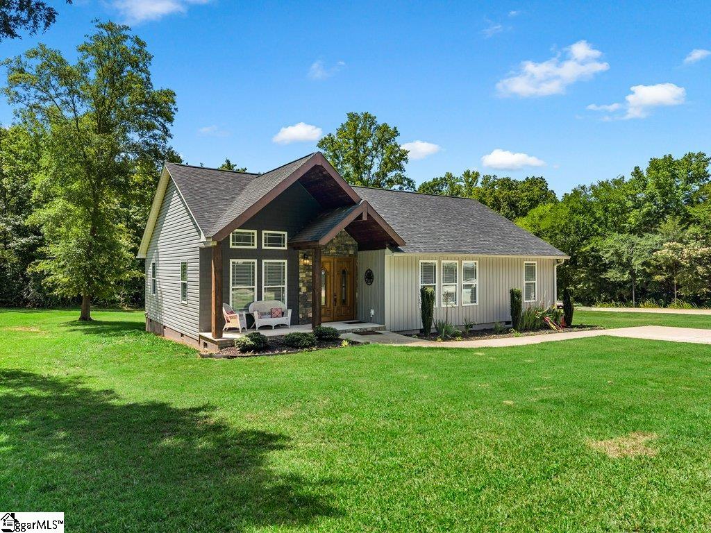 211 Toney Road Property Photo 4