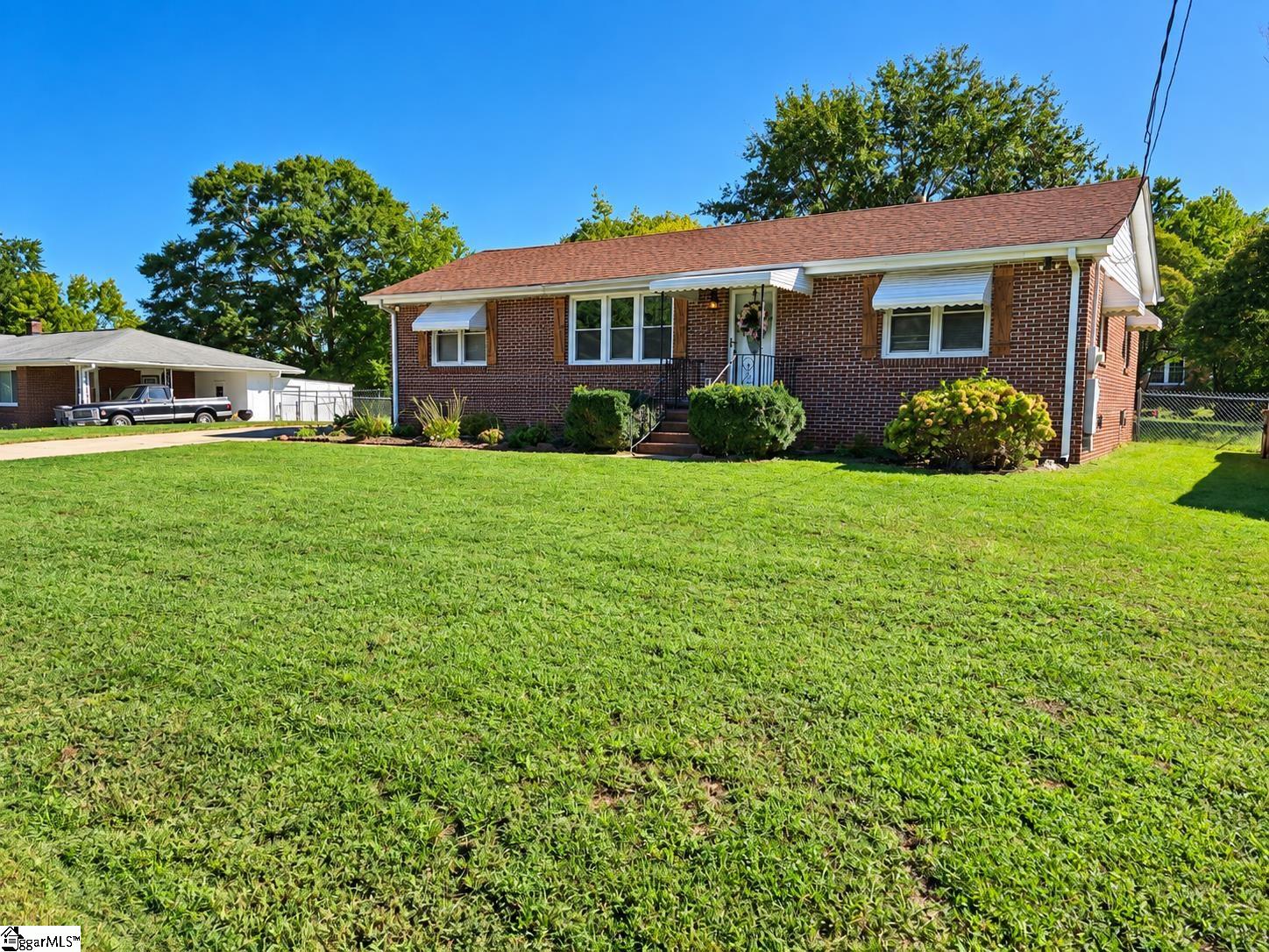 110 Knox Street Property Photo 3