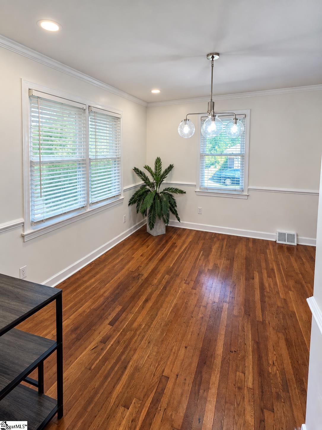 110 Knox Street Property Photo 7