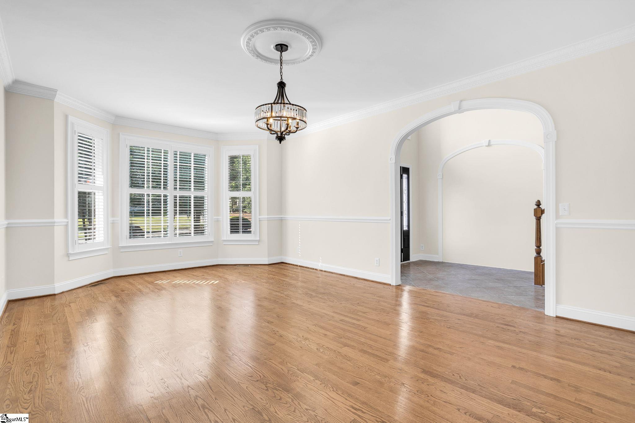 11 Country Squire Court Property Photo 3