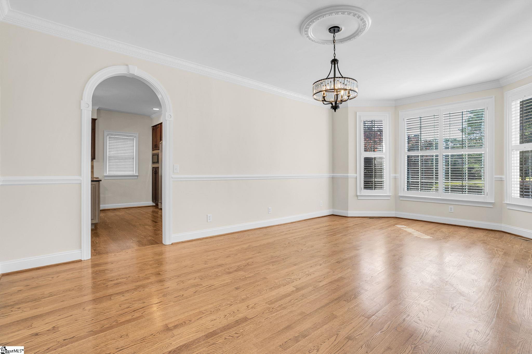 11 Country Squire Court Property Photo 4