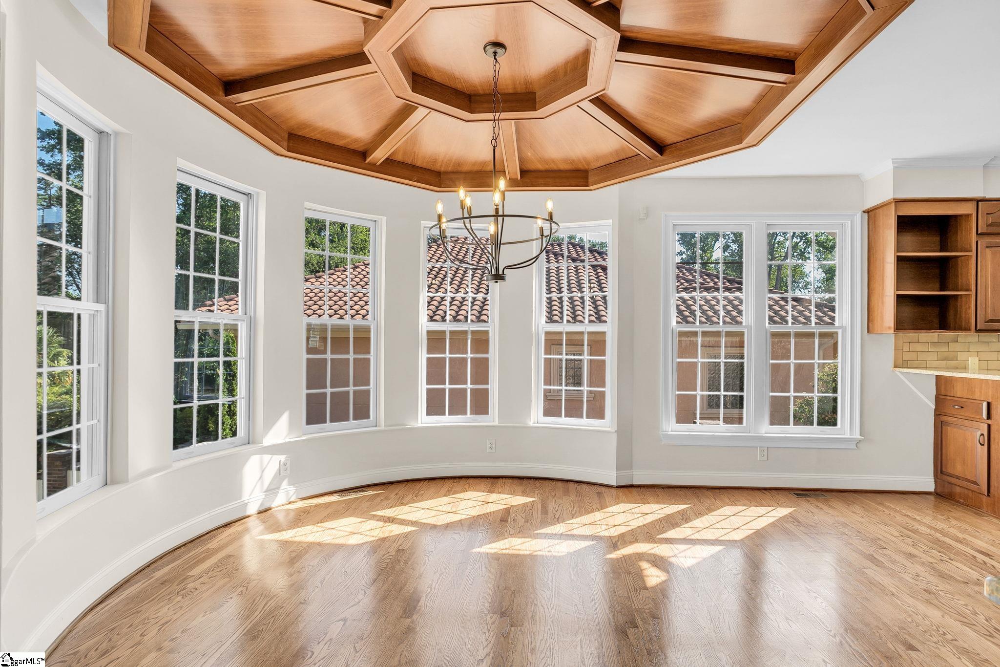 11 Country Squire Court Property Photo 10