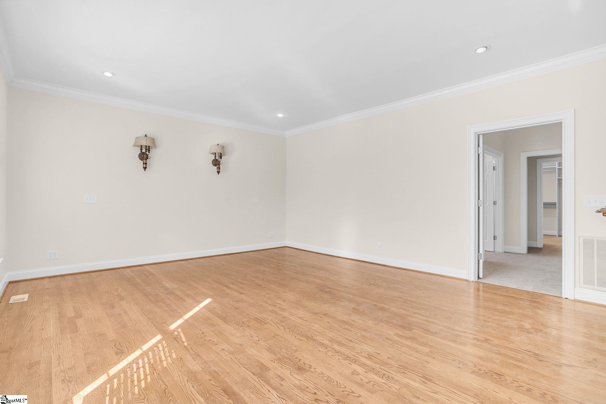 11 Country Squire Court Property Photo 15