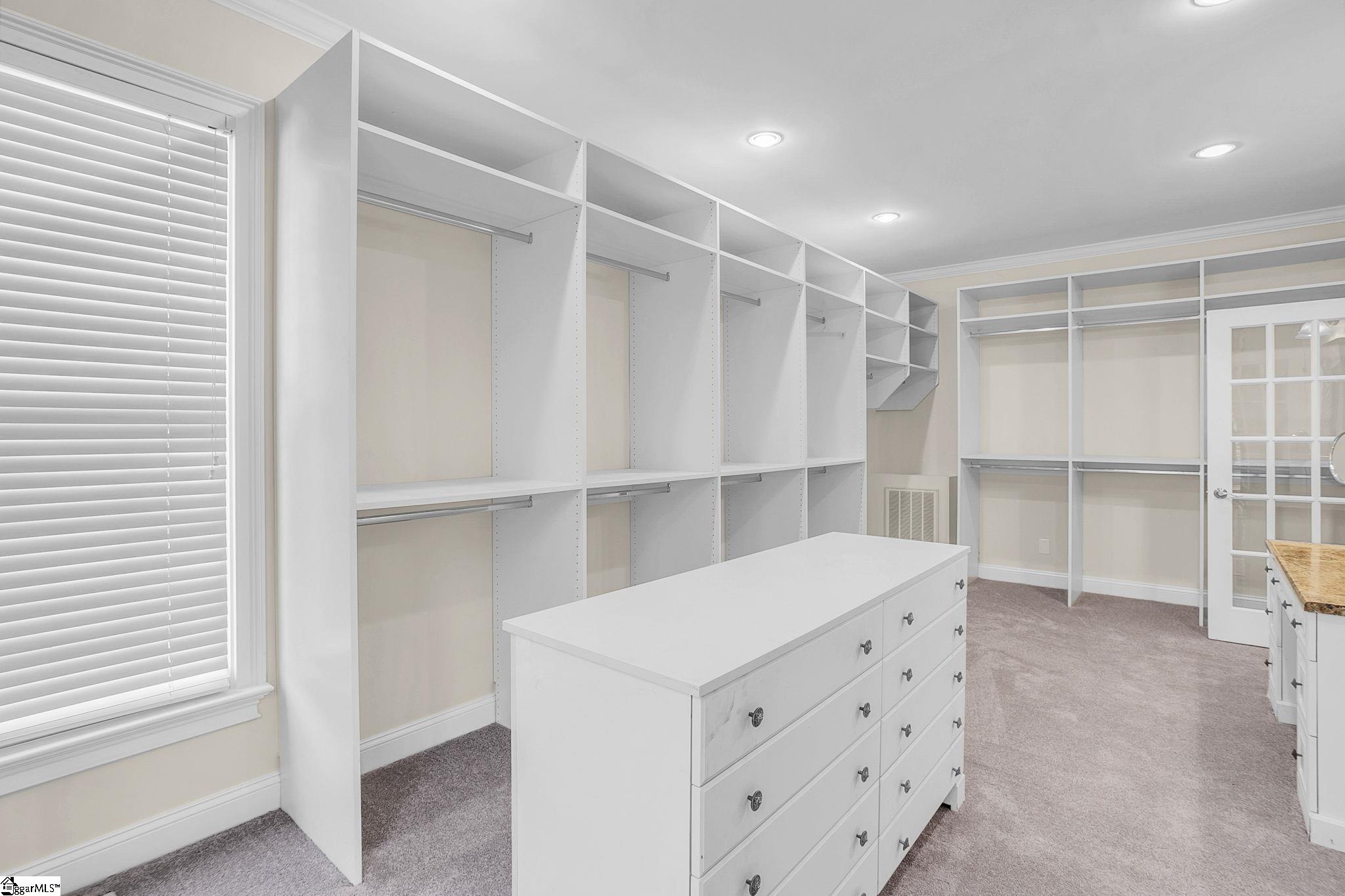 11 Country Squire Court Property Photo 20