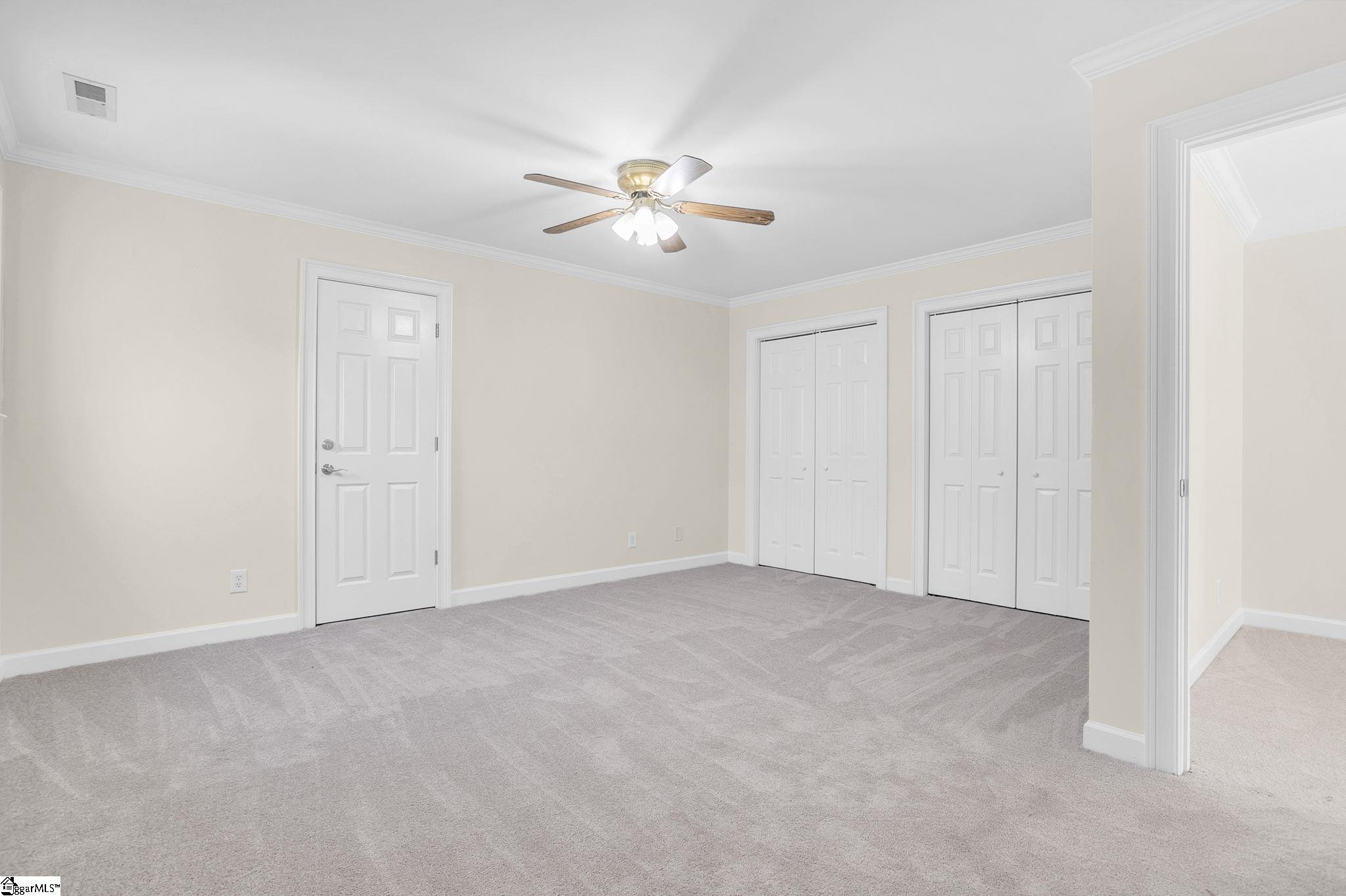 11 Country Squire Court Property Photo 23