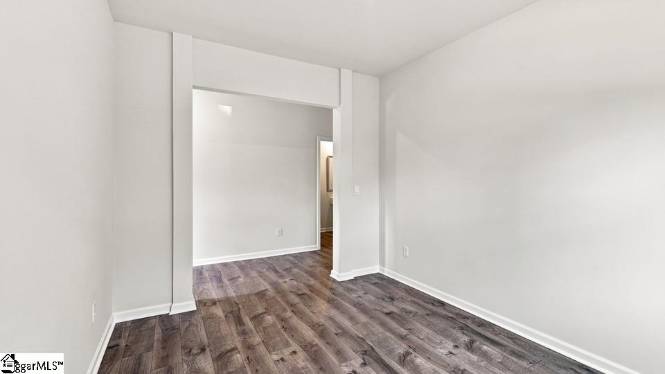 1615 Castlen Court Property Photo 8