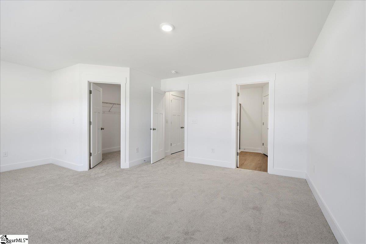 230 Cali Way Property Photo 14