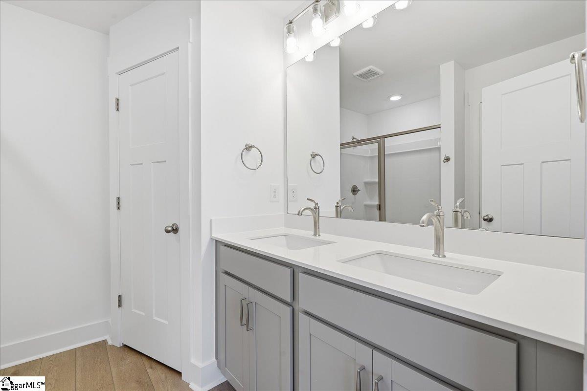 230 Cali Way Property Photo 17